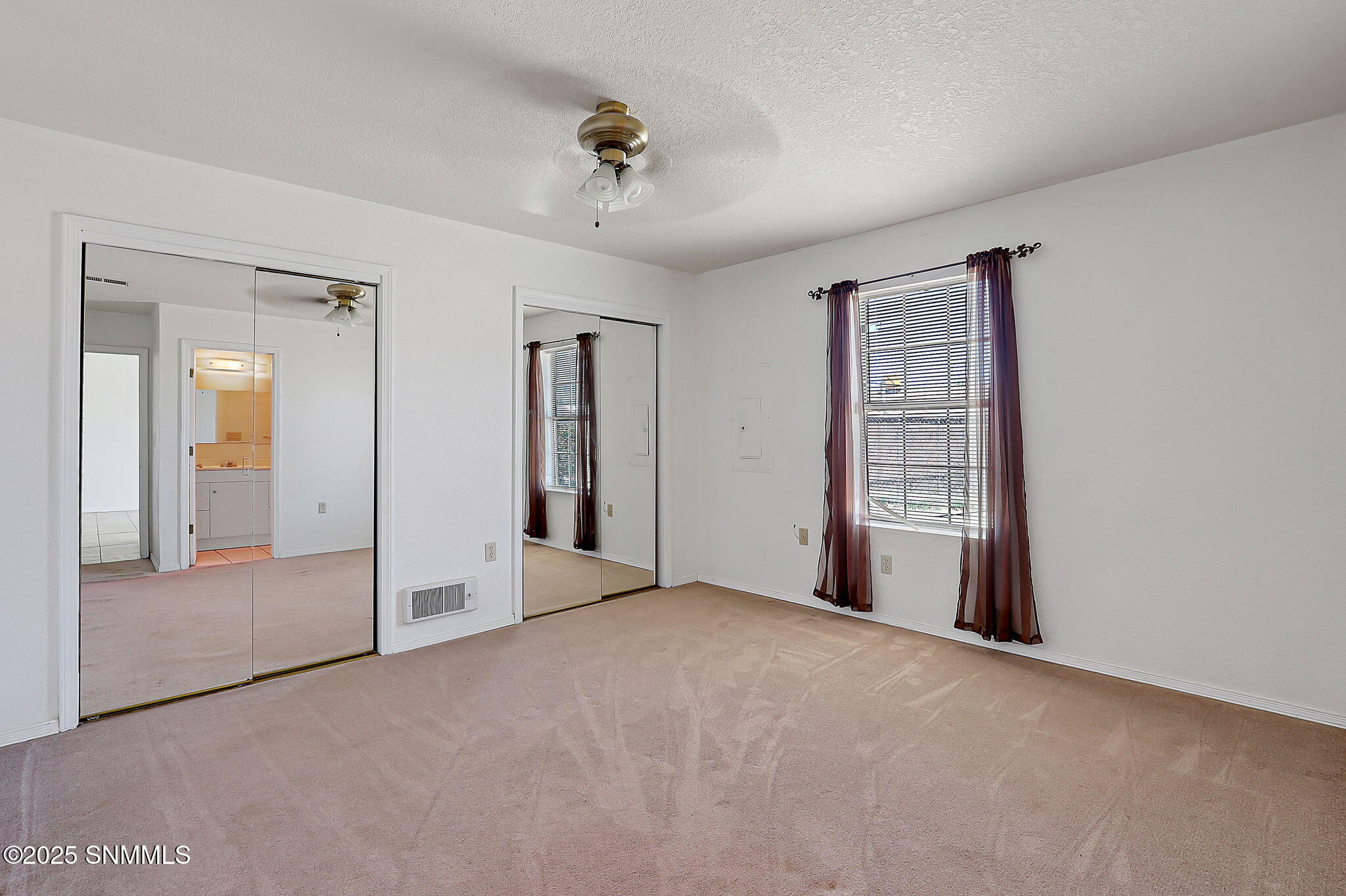 1311 Desert Dawn Drive Property Photo 39