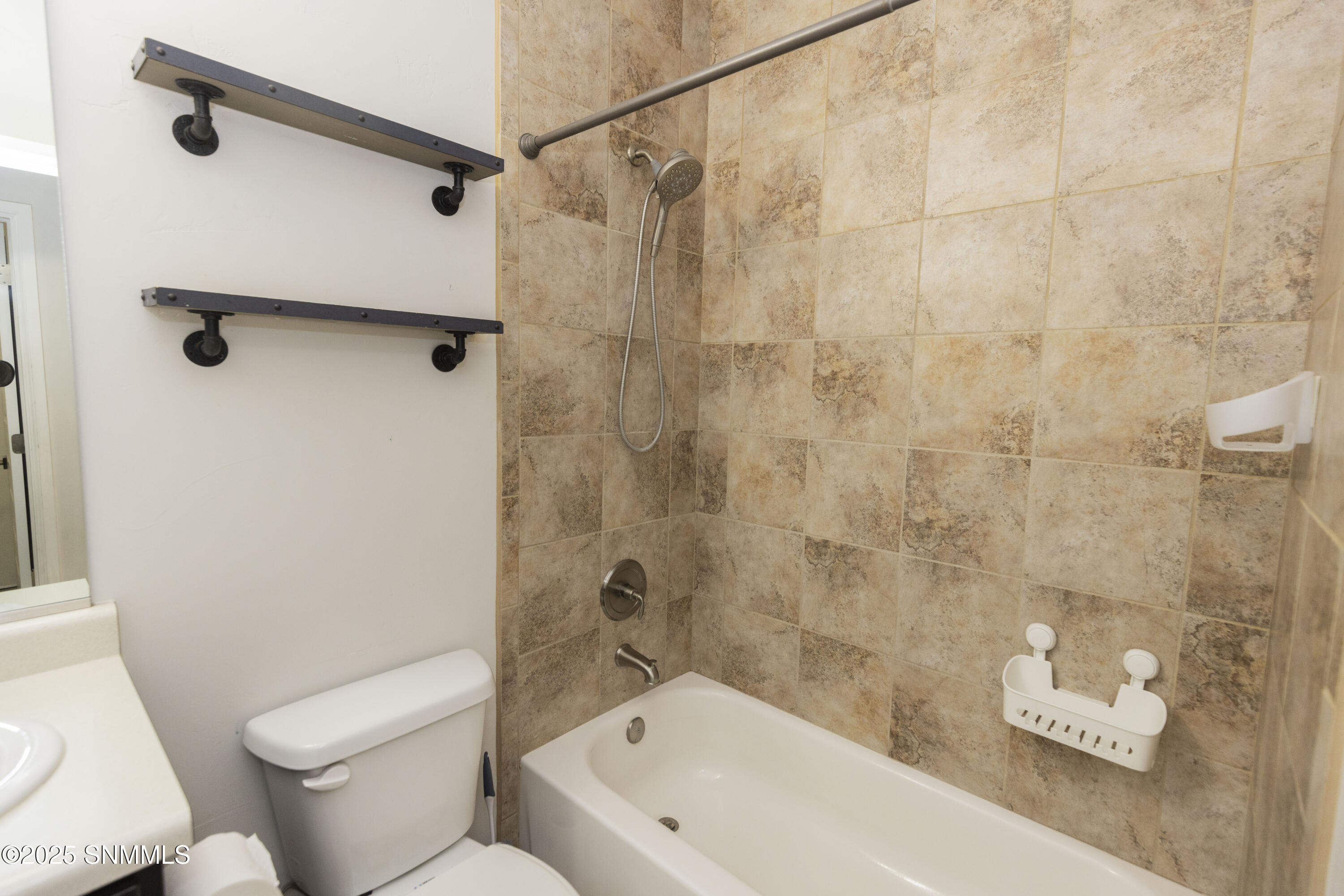 4712 Kerry Ann Place Property Photo 18