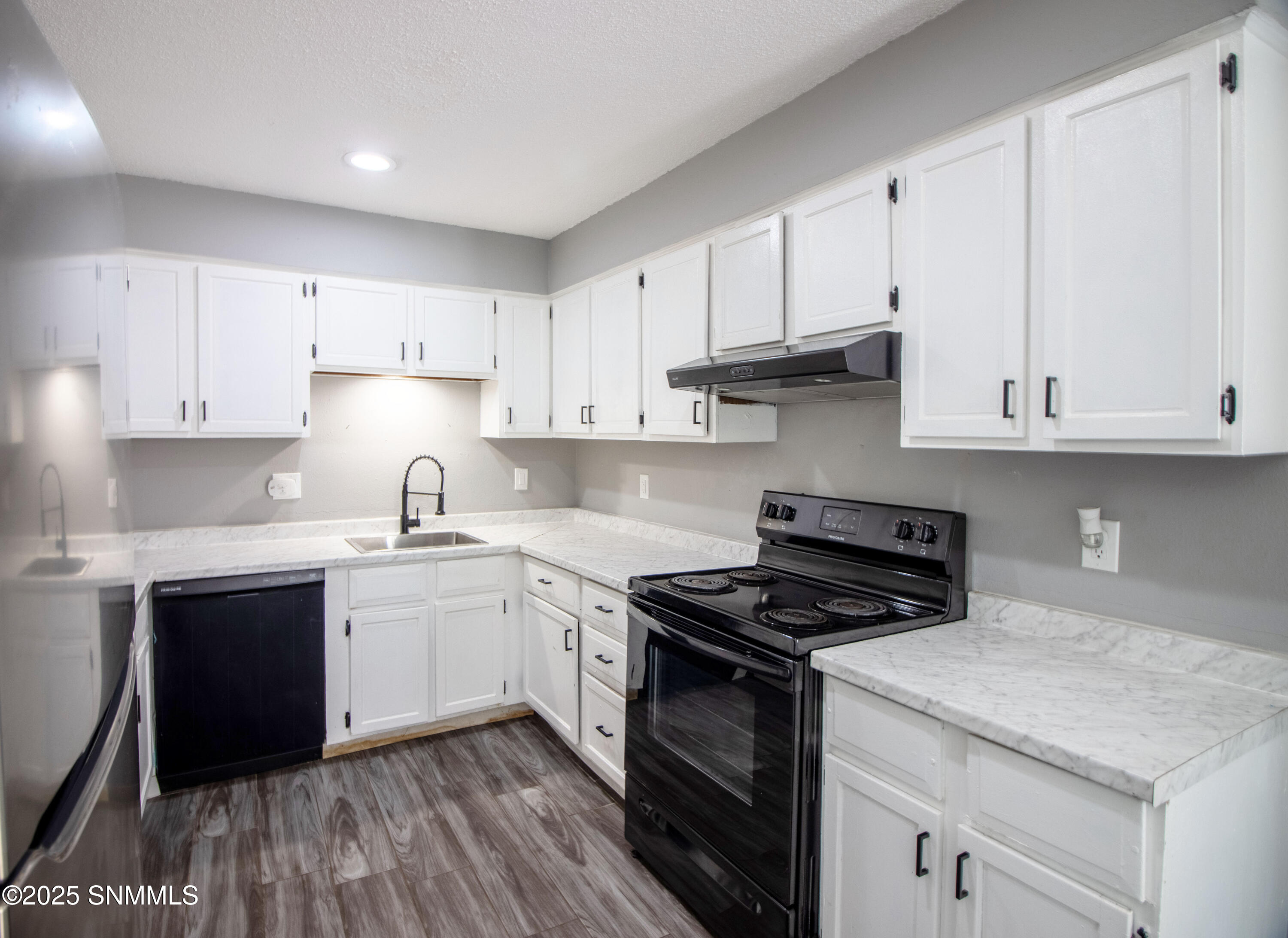 1306 Wyoming Avenue 4 Property Photo 2