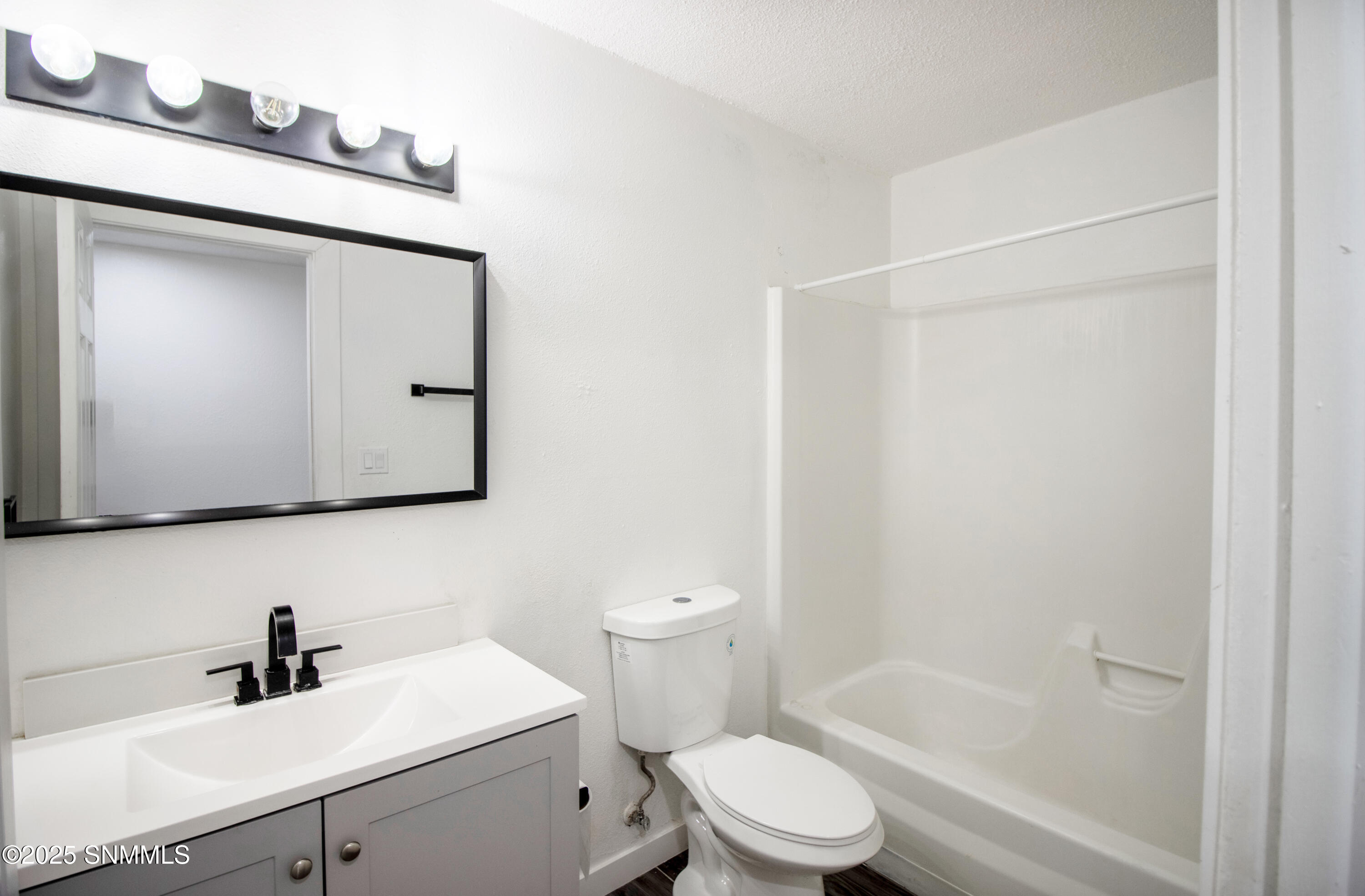 1306 Wyoming Avenue 4 Property Photo 6