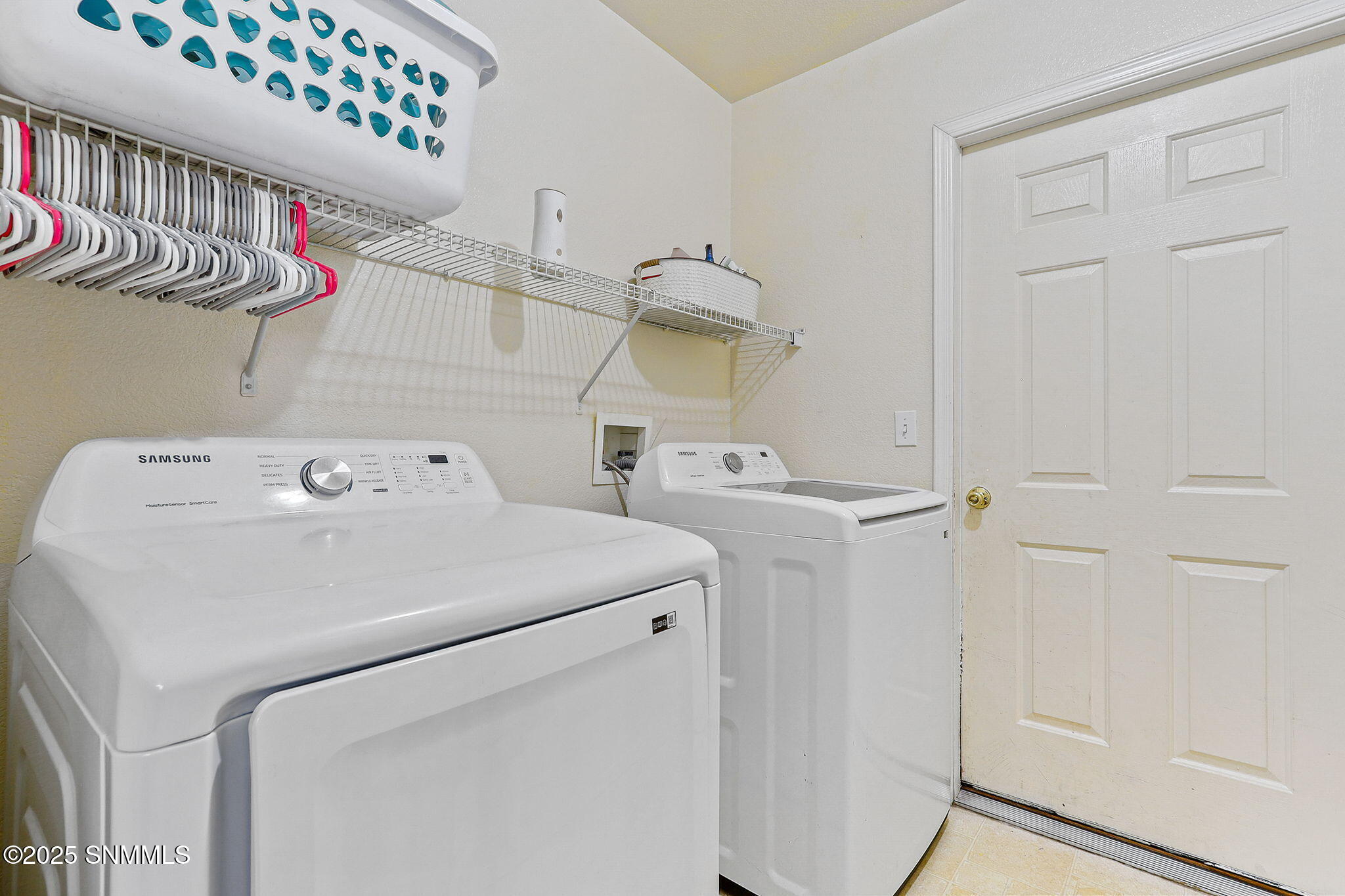 4387 Kingston Road Property Photo 27