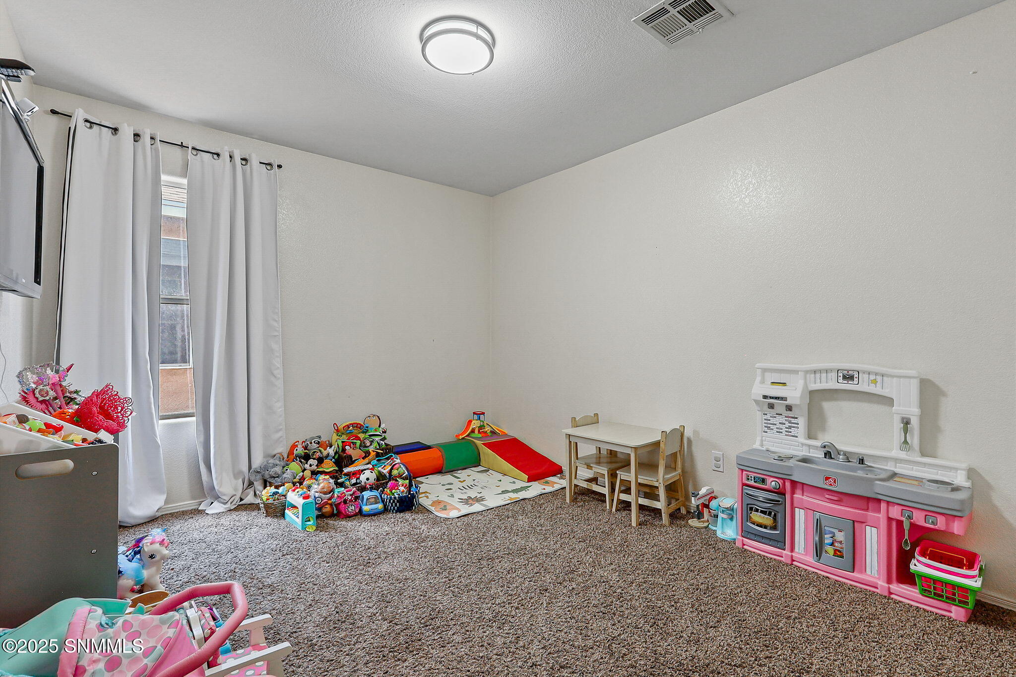 4387 Kingston Road Property Photo 28