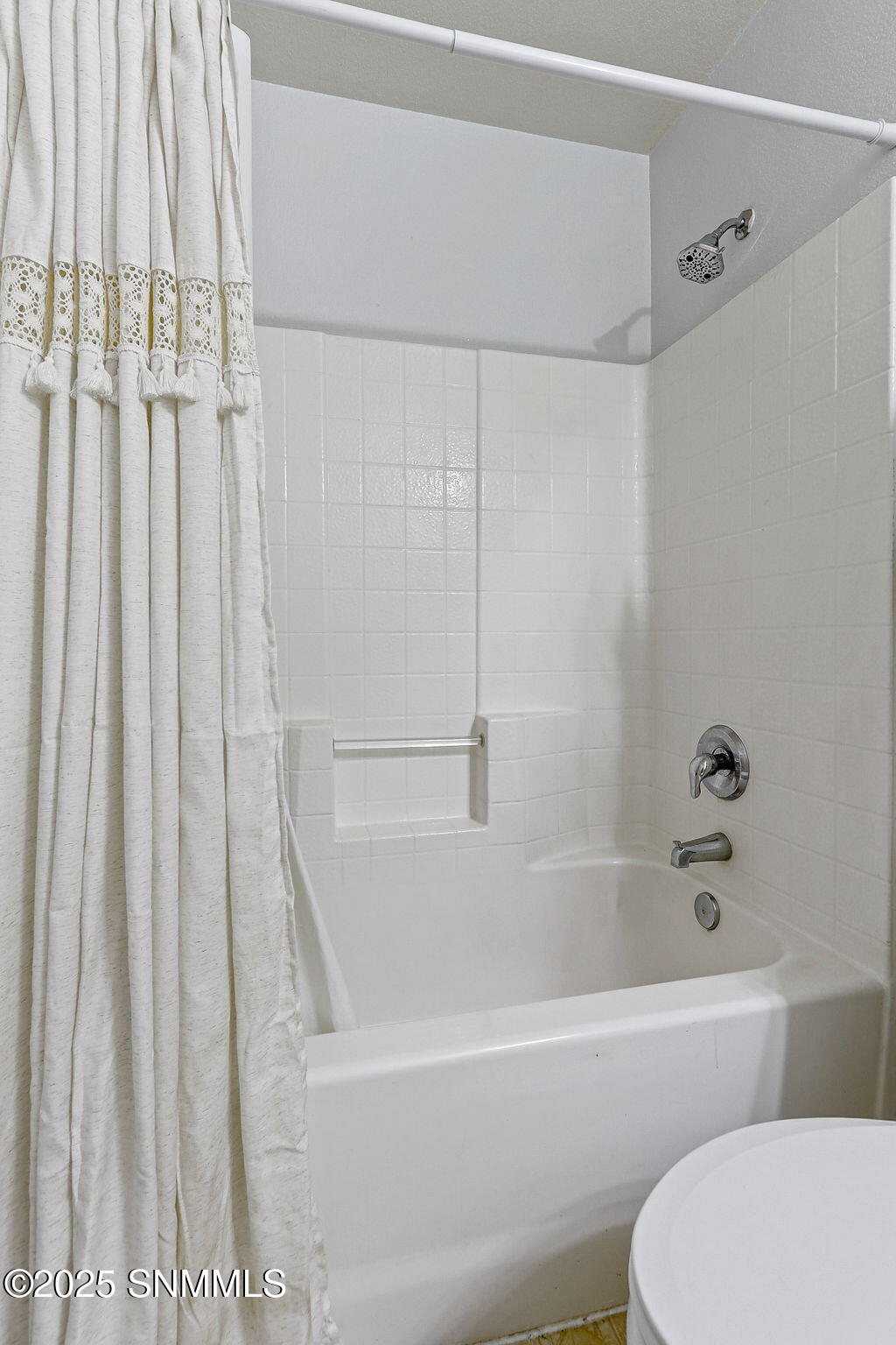 4387 Kingston Road Property Photo 35