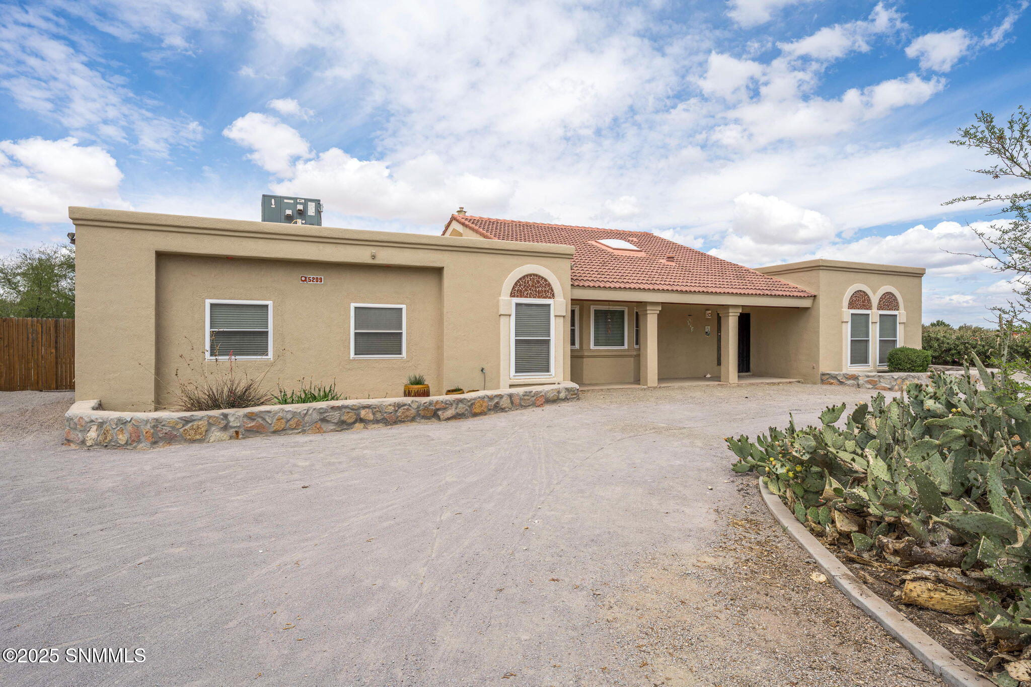 5209 Singer Road Property Photo 3