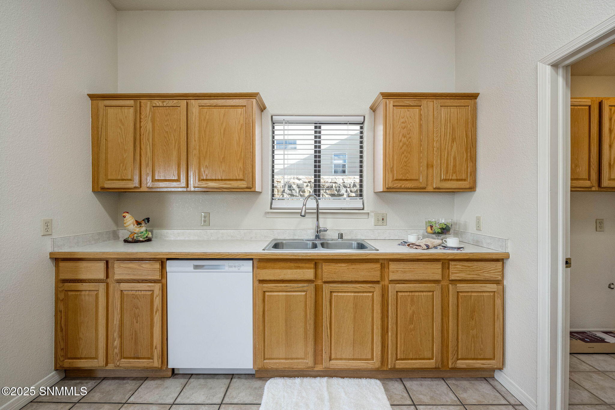 3398 Chimney Rock Road Property Photo 11