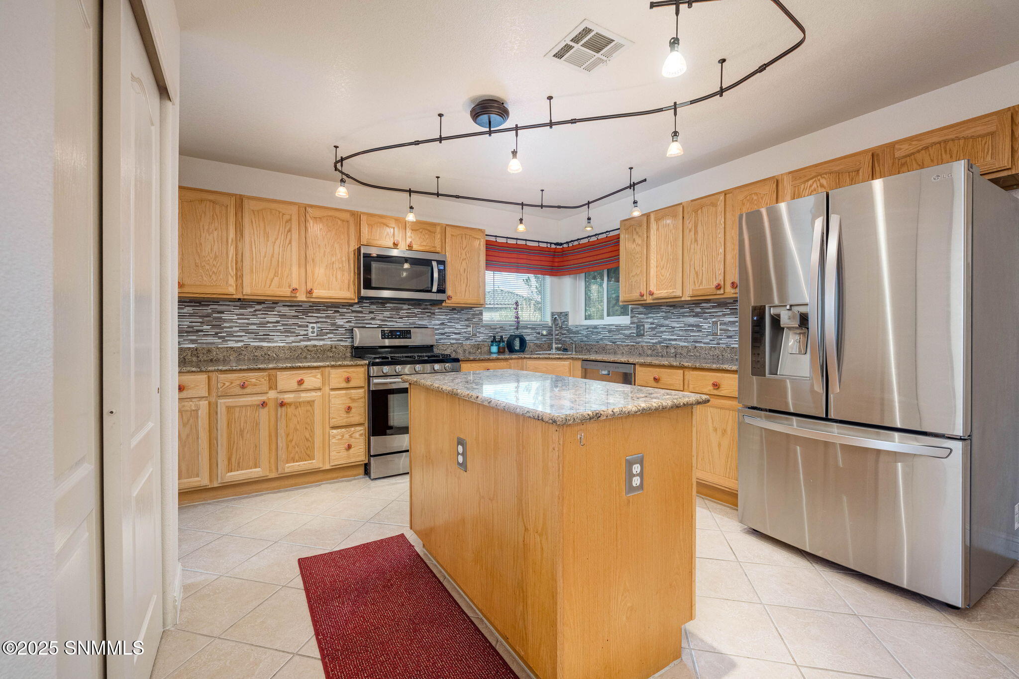 3710 Piedras Negras Drive Property Photo 19