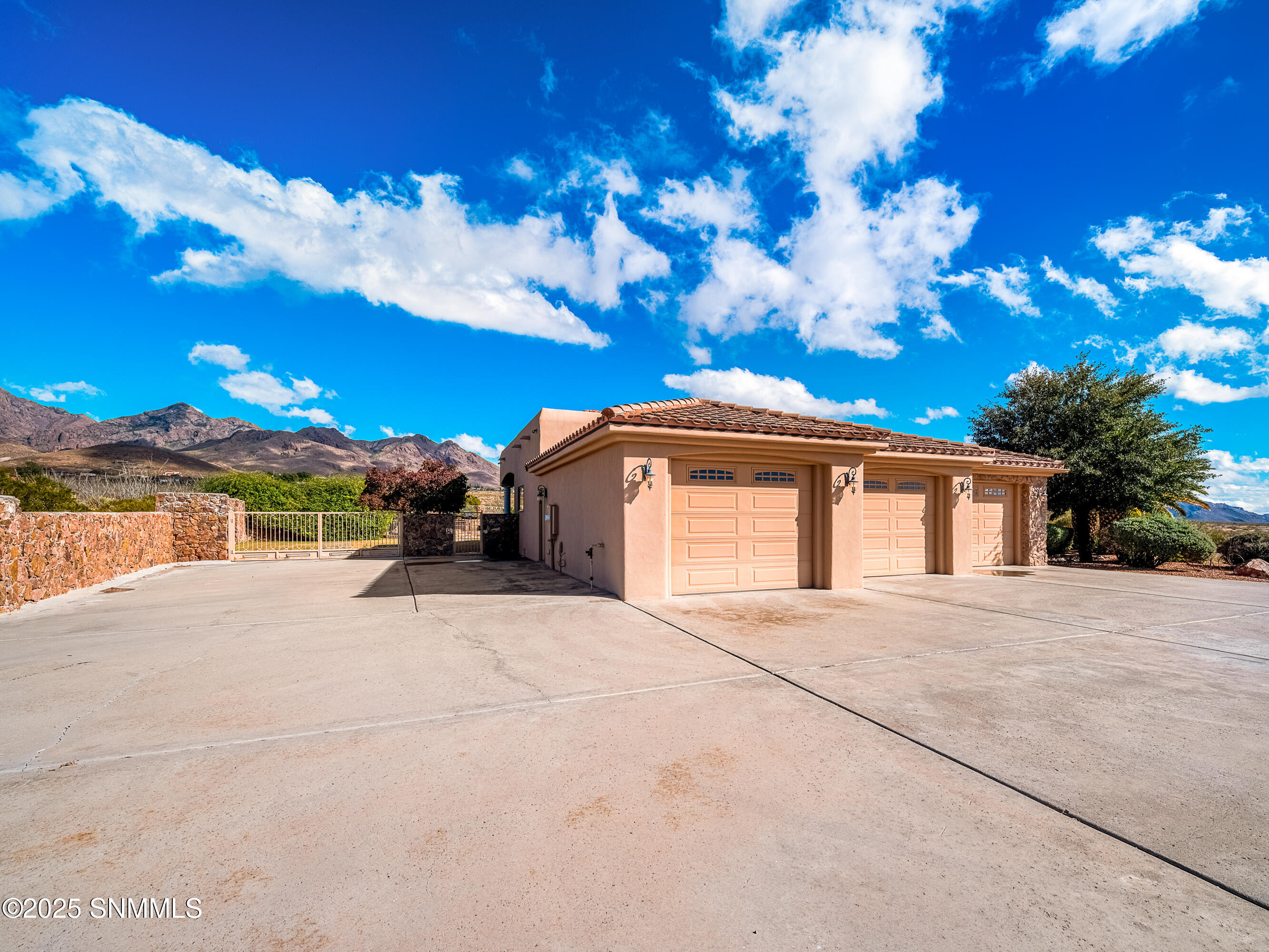 5117 Silver King Road Property Photo 19