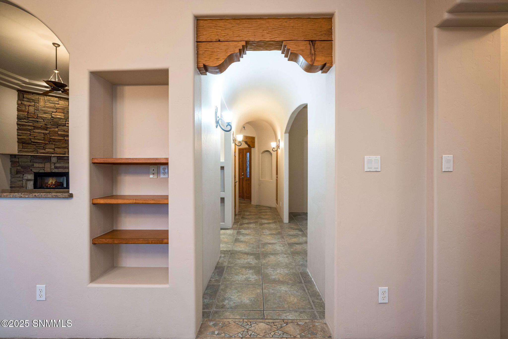 3537 Cave Creek Manor Property Photo 12