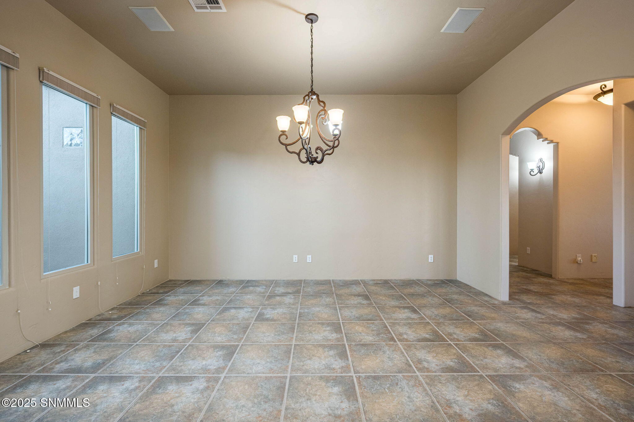 3537 Cave Creek Manor Property Photo 17