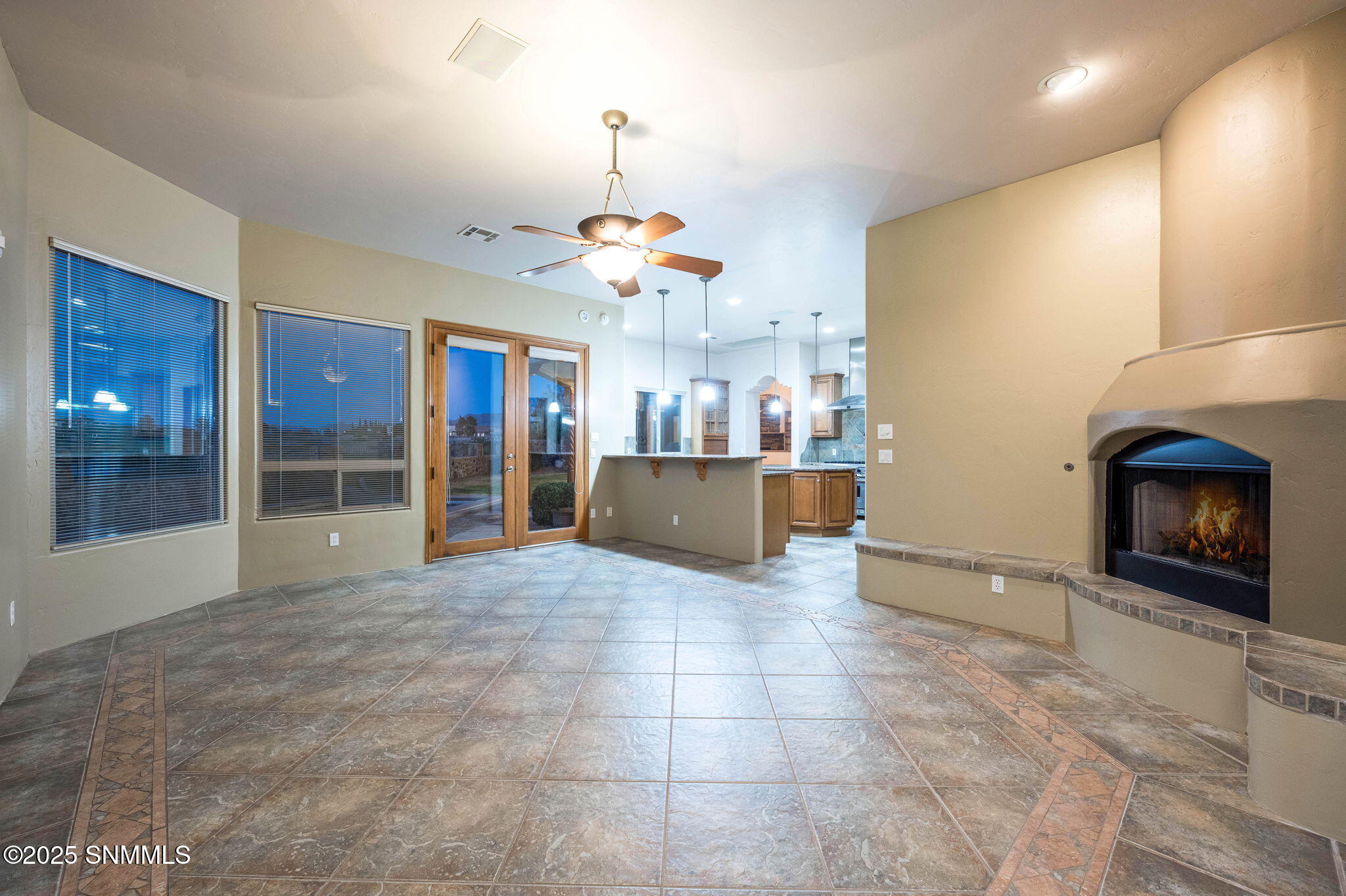 3537 Cave Creek Manor Property Photo 26