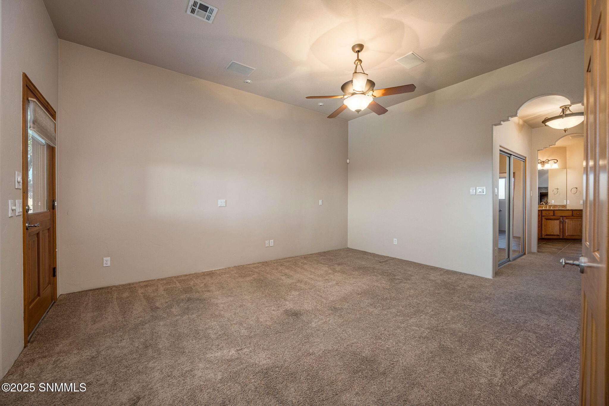 3537 Cave Creek Manor Property Photo 27