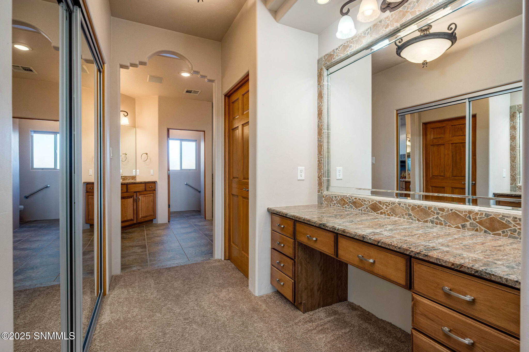 3537 Cave Creek Manor Property Photo 31