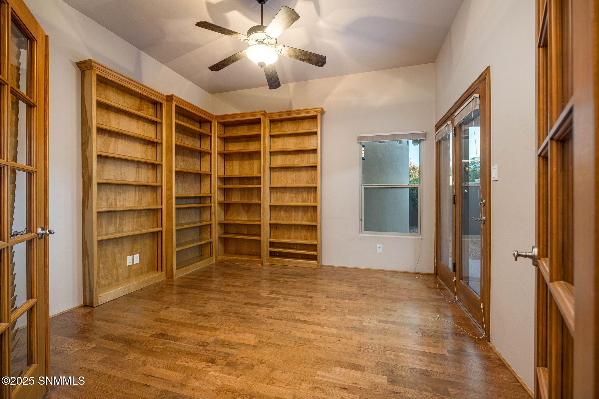 3537 Cave Creek Manor Property Photo 41