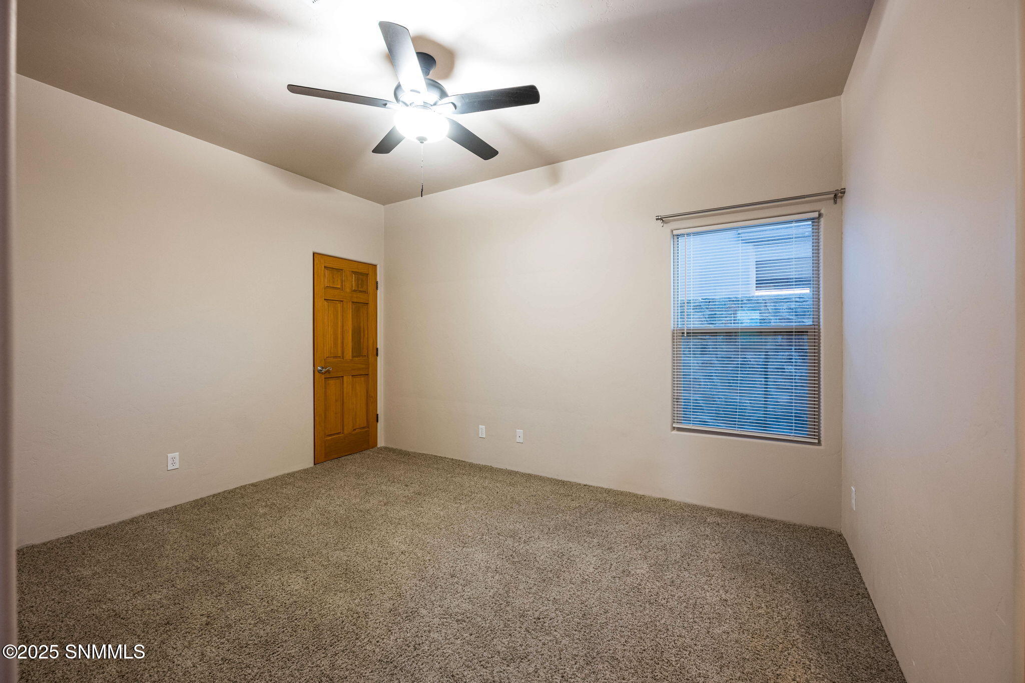 3537 Cave Creek Manor Property Photo 43