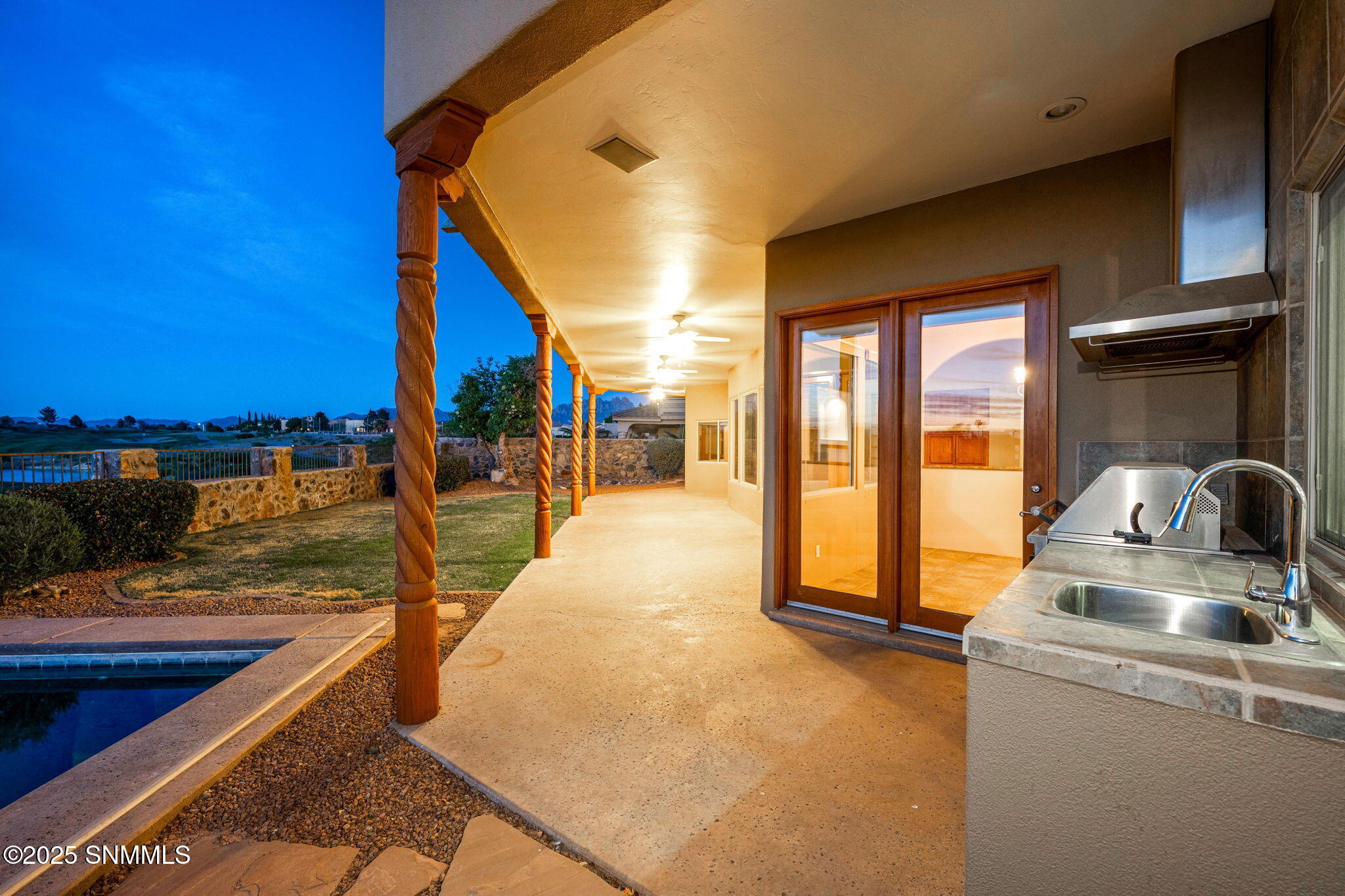 3537 Cave Creek Manor Property Photo 56