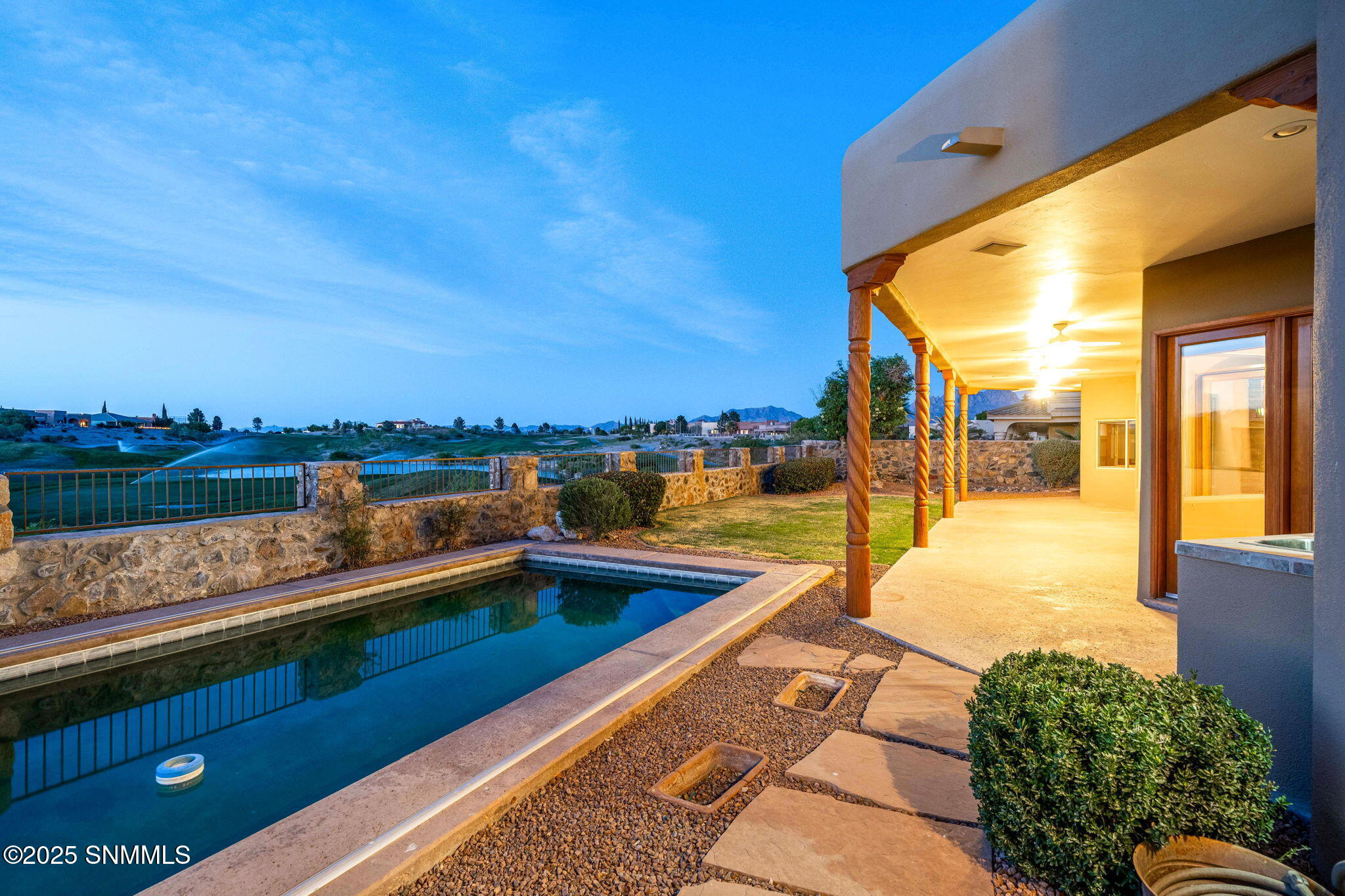 3537 Cave Creek Manor Property Photo 57