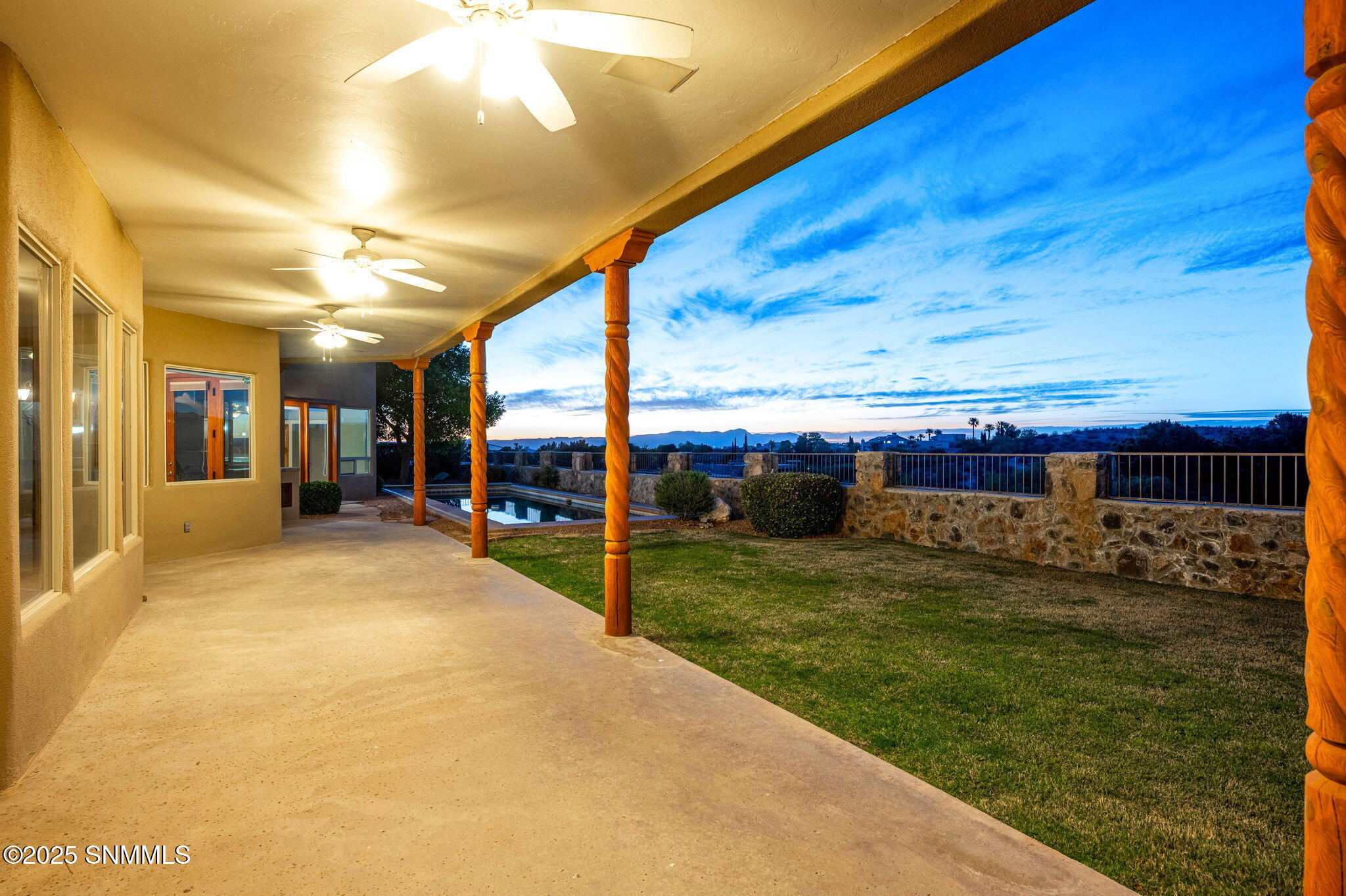 3537 Cave Creek Manor Property Photo 67