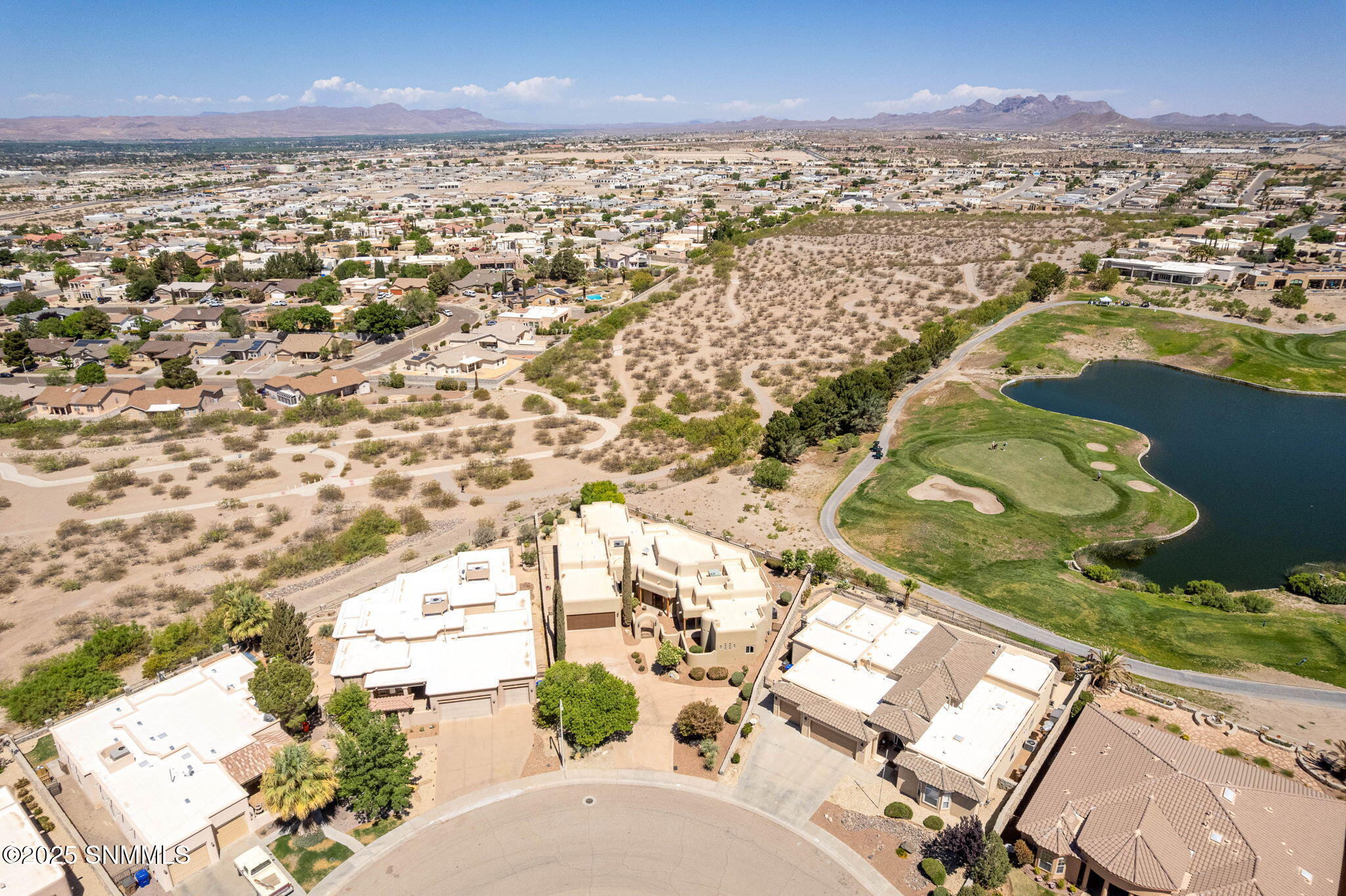 3537 Cave Creek Manor Property Photo 78