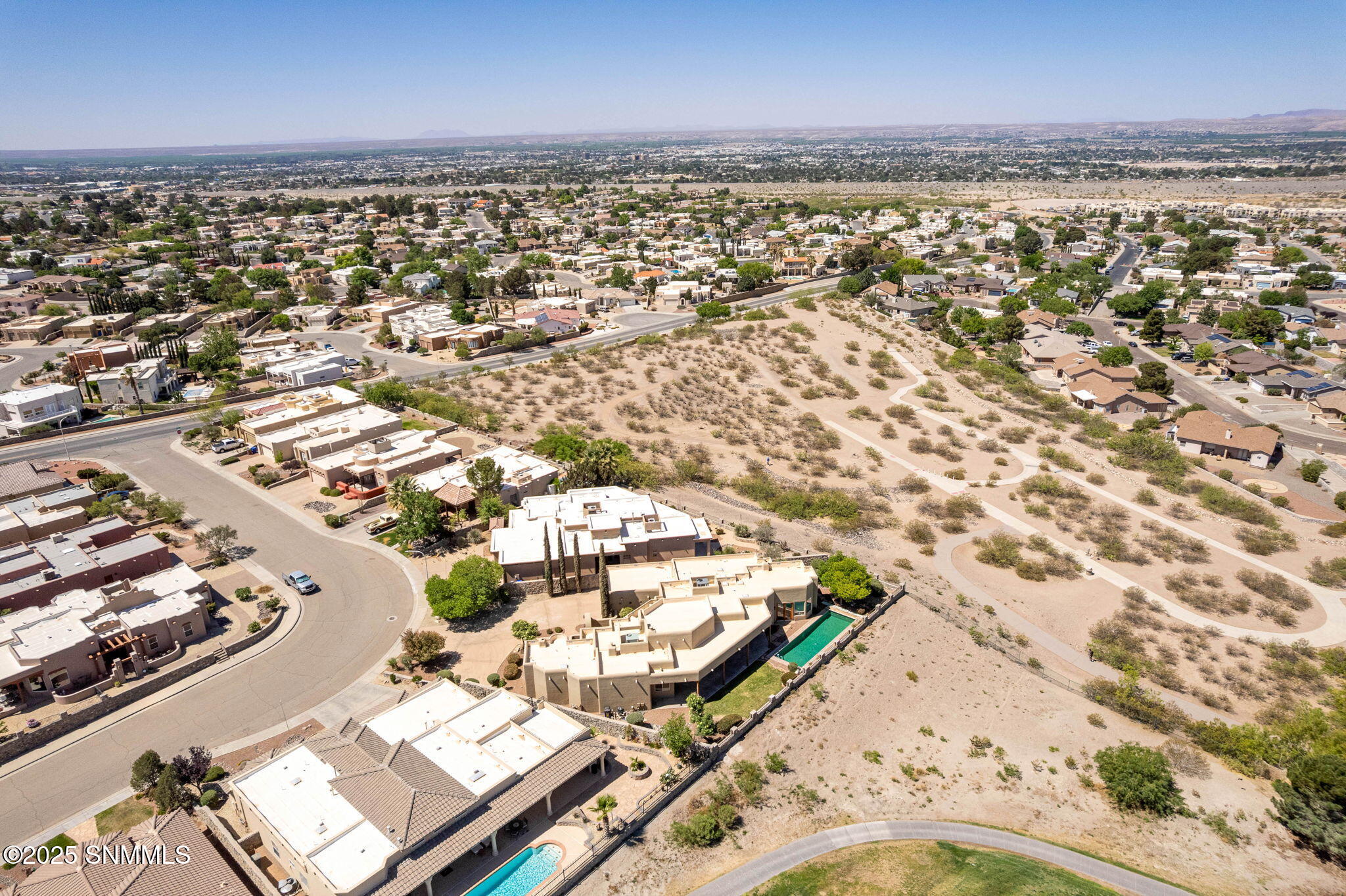 3537 Cave Creek Manor Property Photo 83
