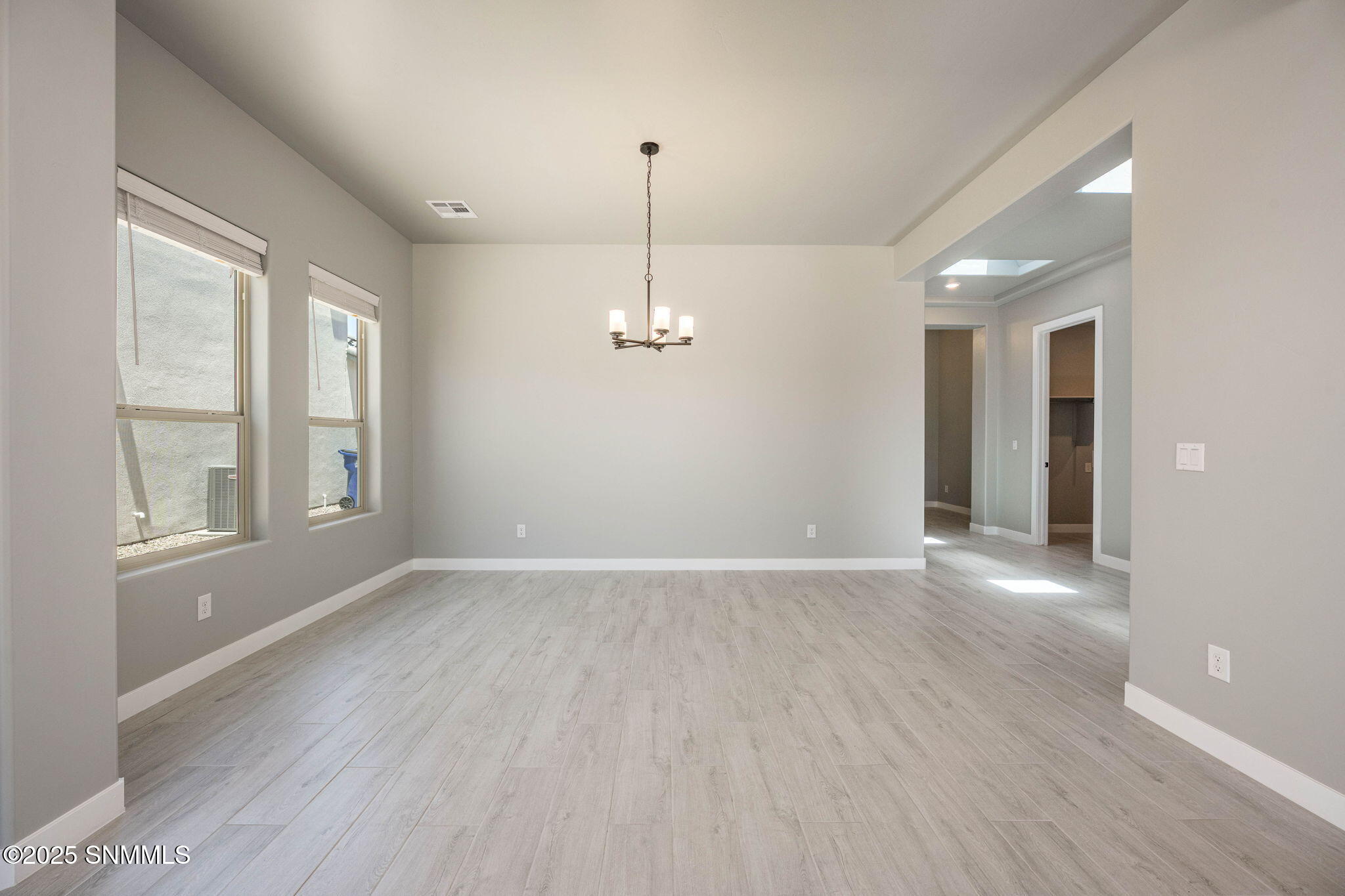 3850 Royal View Street Property Photo 13