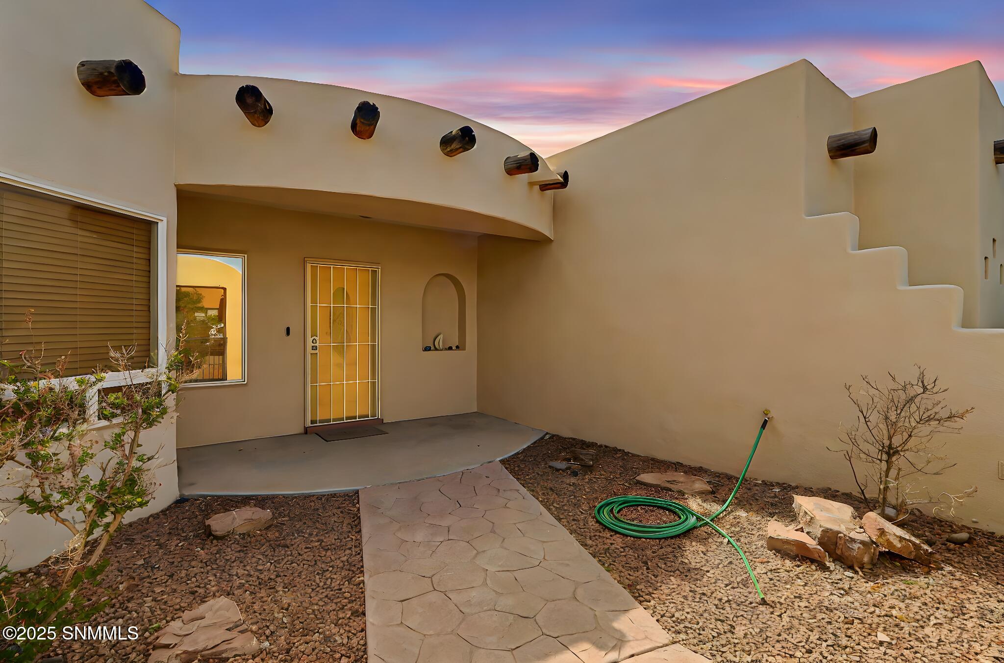 1906 Coyote Ridge Drive Property Photo 6