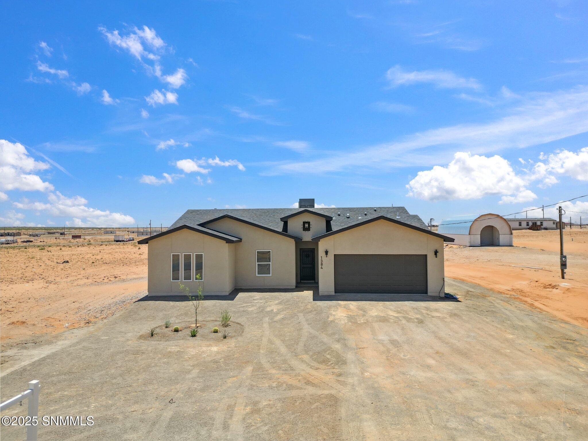 1384 Thar Desert Drive Property Photo 1
