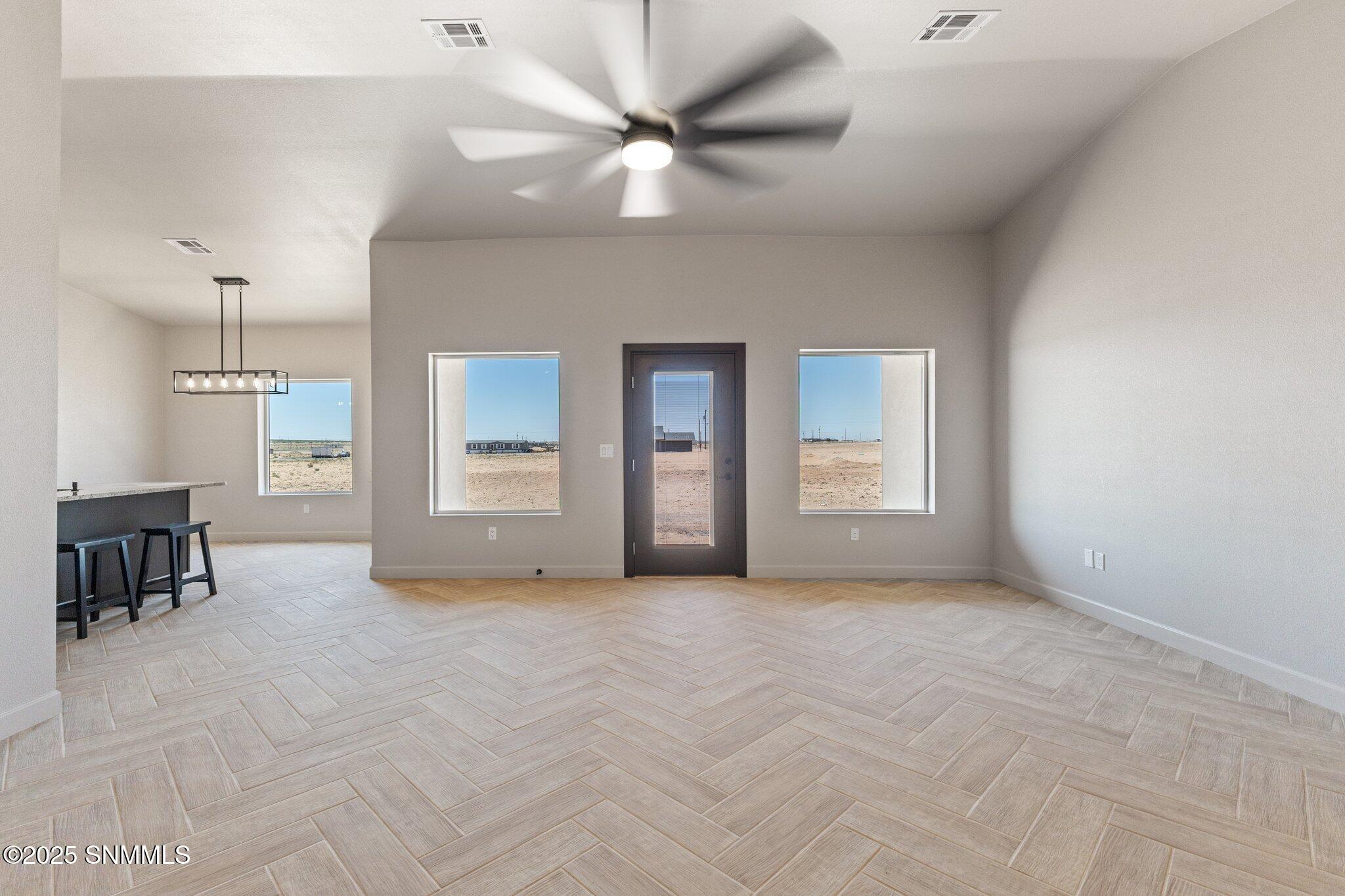 1384 Thar Desert Drive Property Photo 22