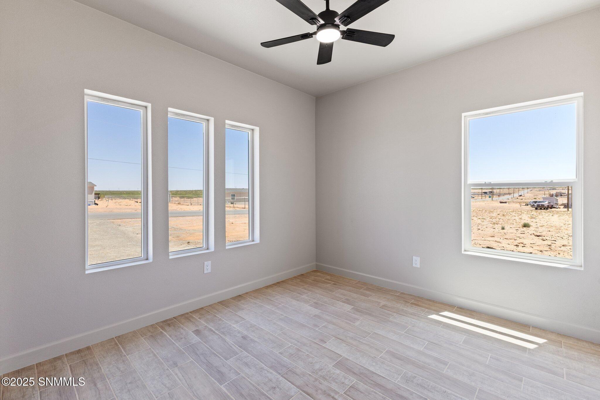 1384 Thar Desert Drive Property Photo 39