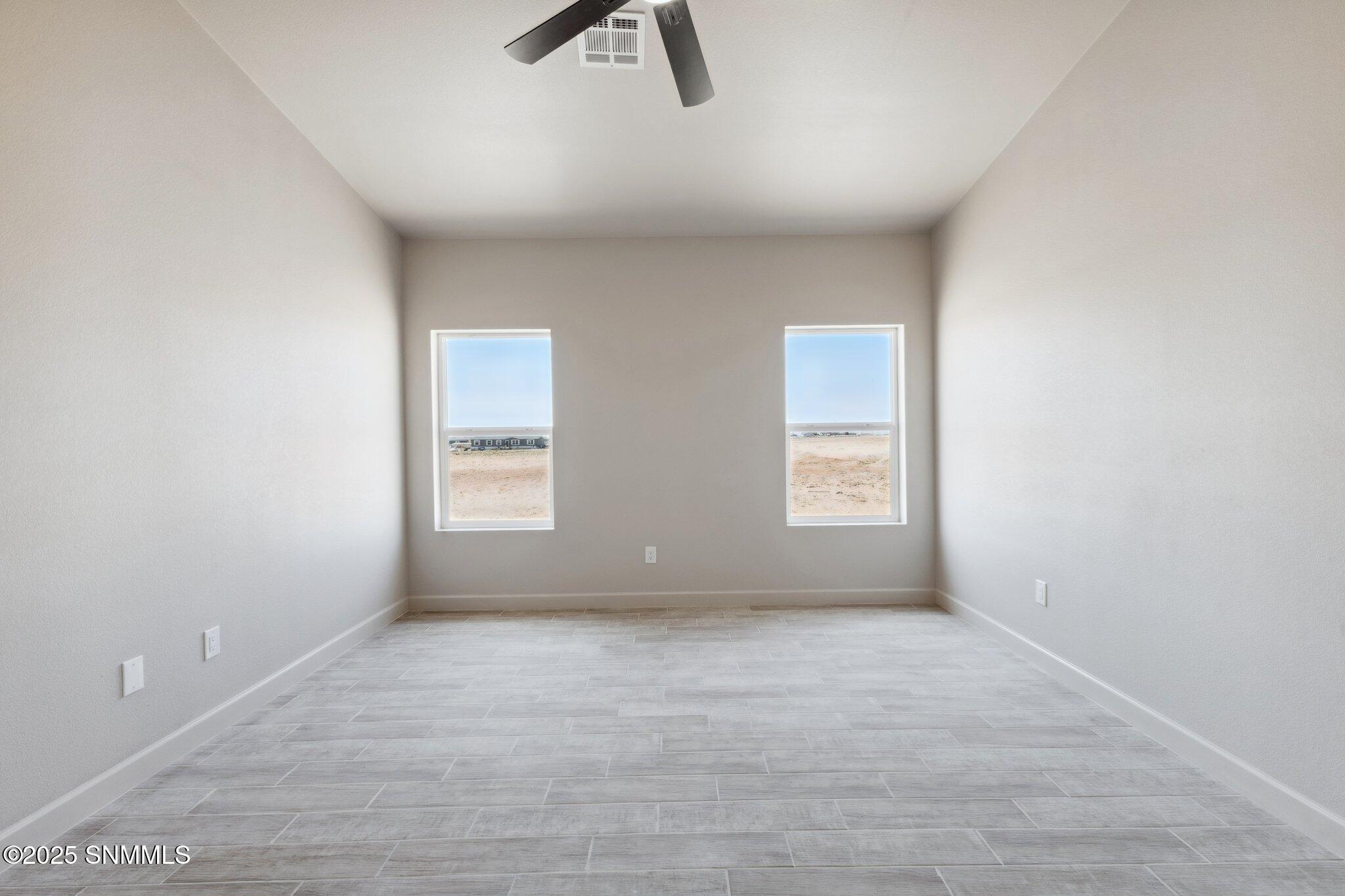 1384 Thar Desert Drive Property Photo 44