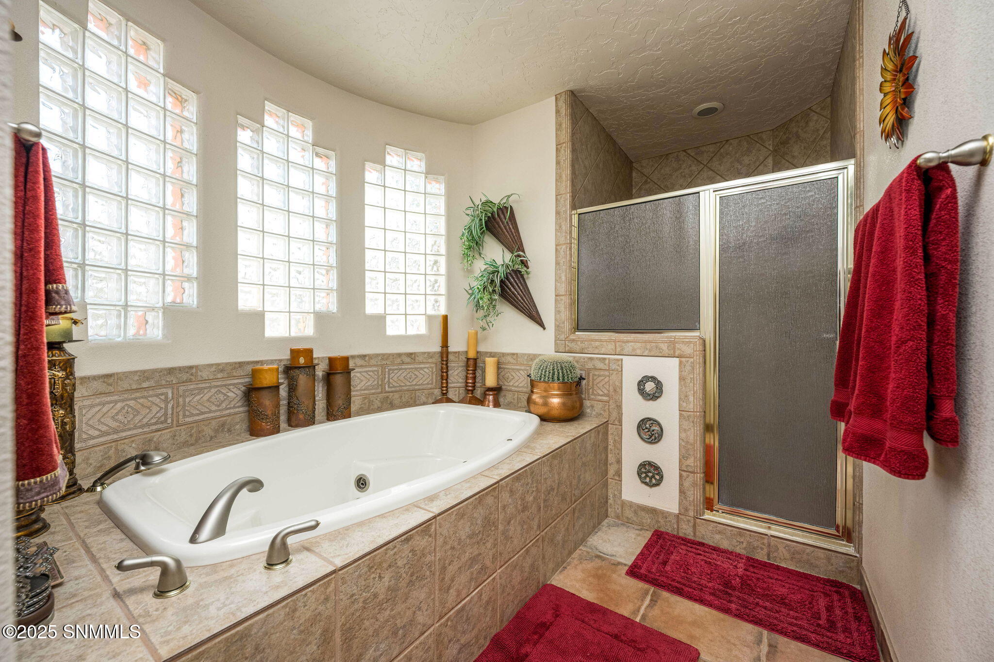 1540 Vista Del Valle Property Photo 6