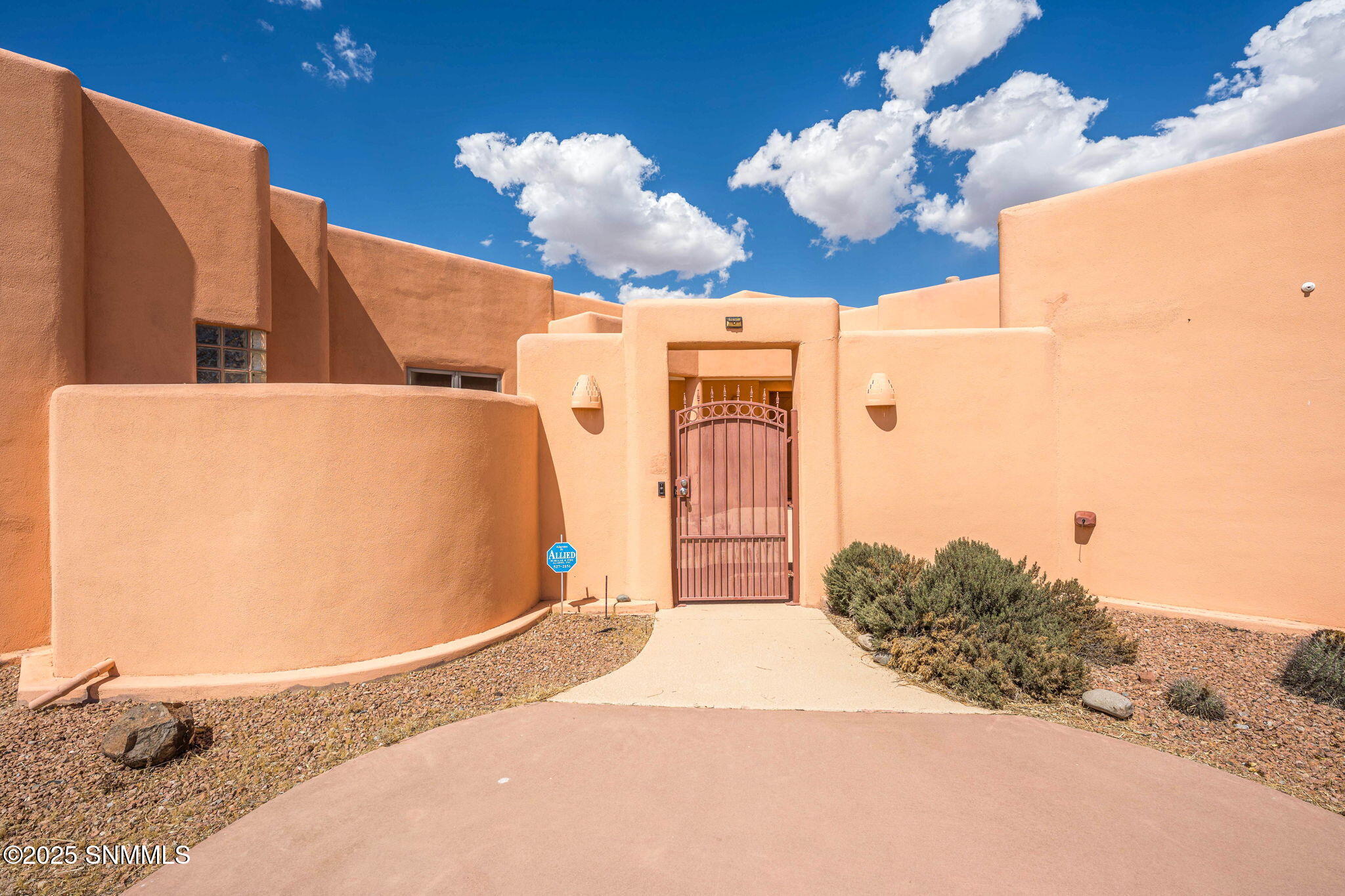 1540 Vista Del Valle Property Photo 10