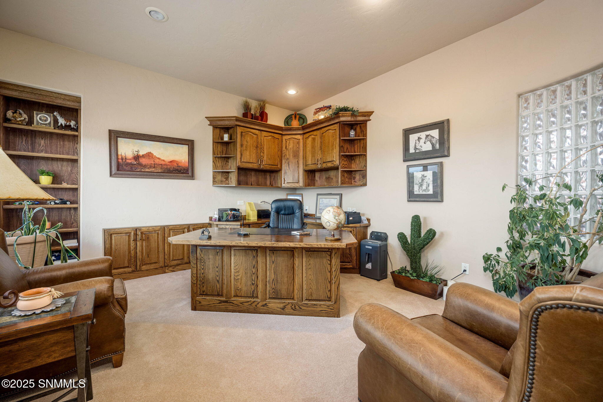 1540 Vista Del Valle Property Photo 13