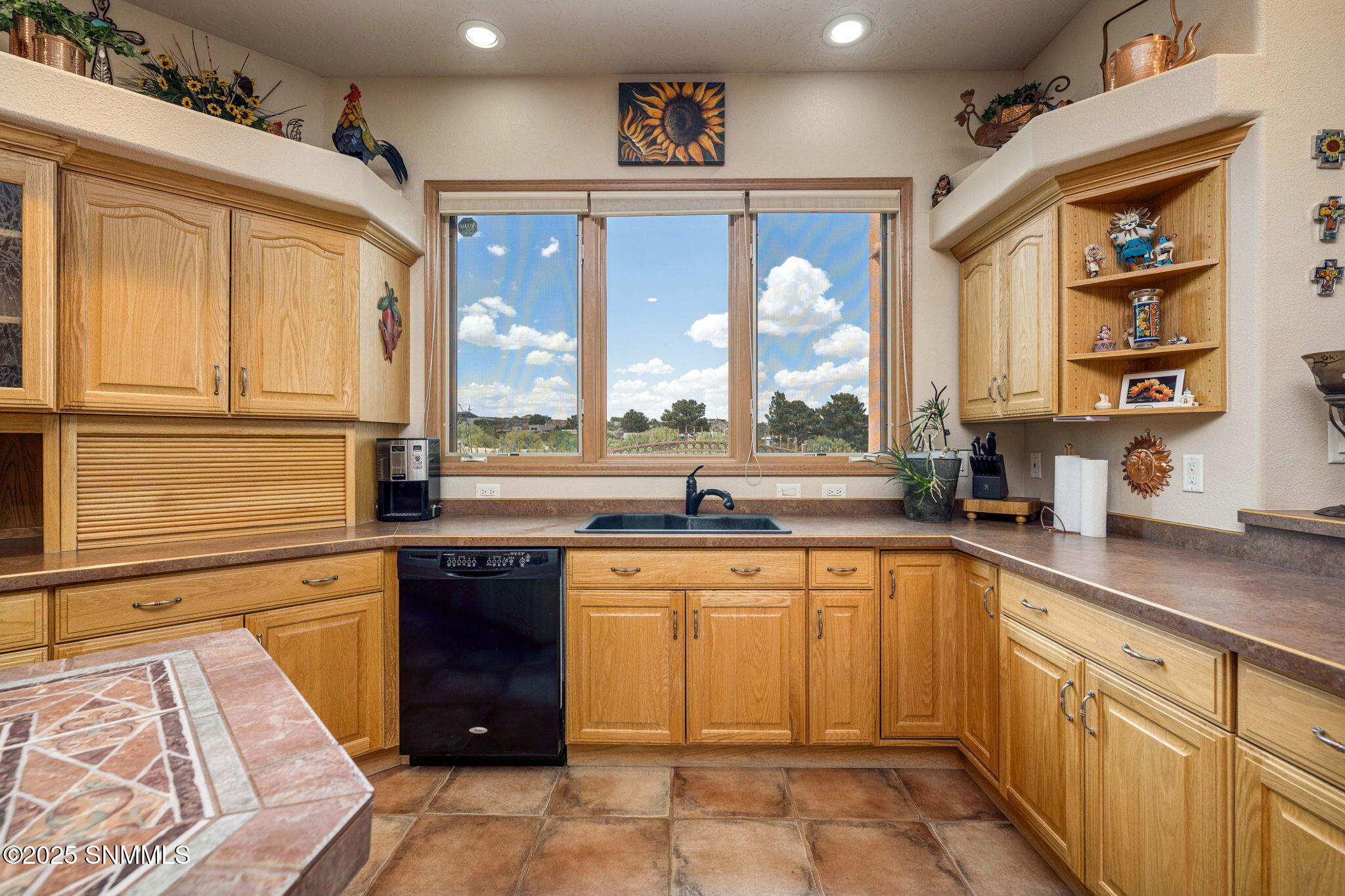 1540 Vista Del Valle Property Photo 24