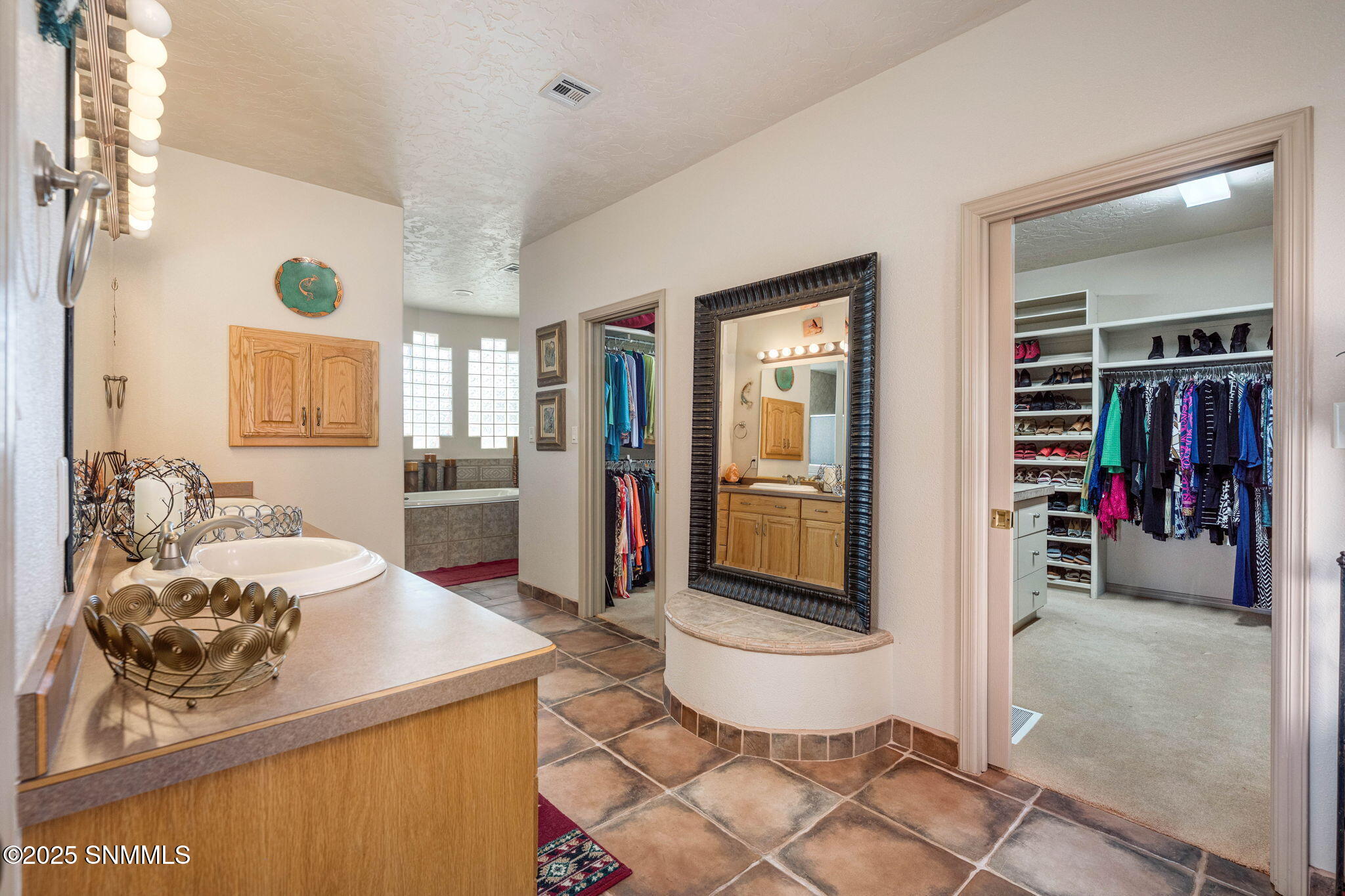1540 Vista Del Valle Property Photo 38