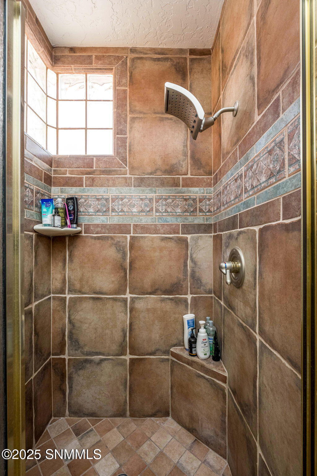 1540 Vista Del Valle Property Photo 49