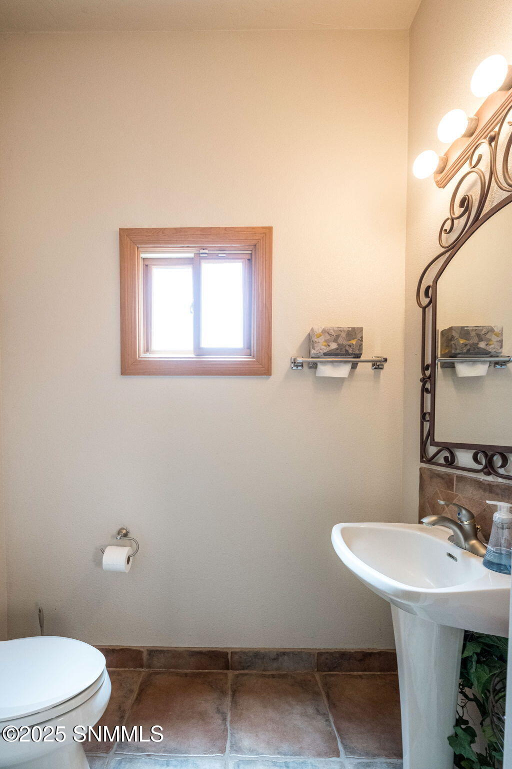 1540 Vista Del Valle Property Photo 52