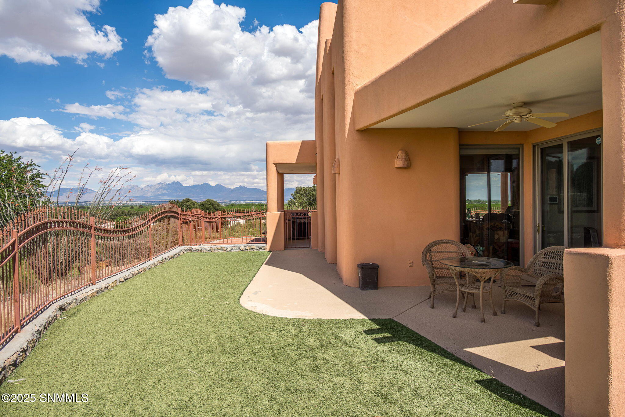 1540 Vista Del Valle Property Photo 57
