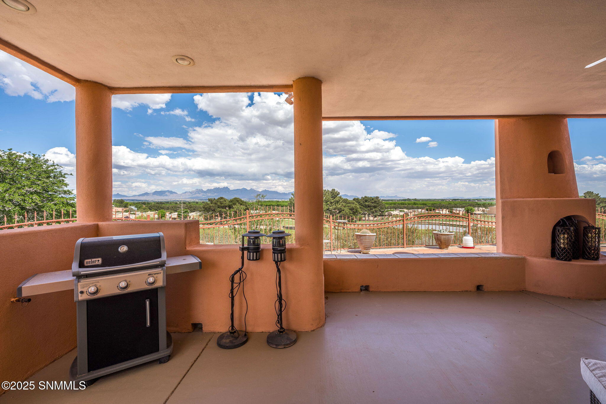 1540 Vista Del Valle Property Photo 66