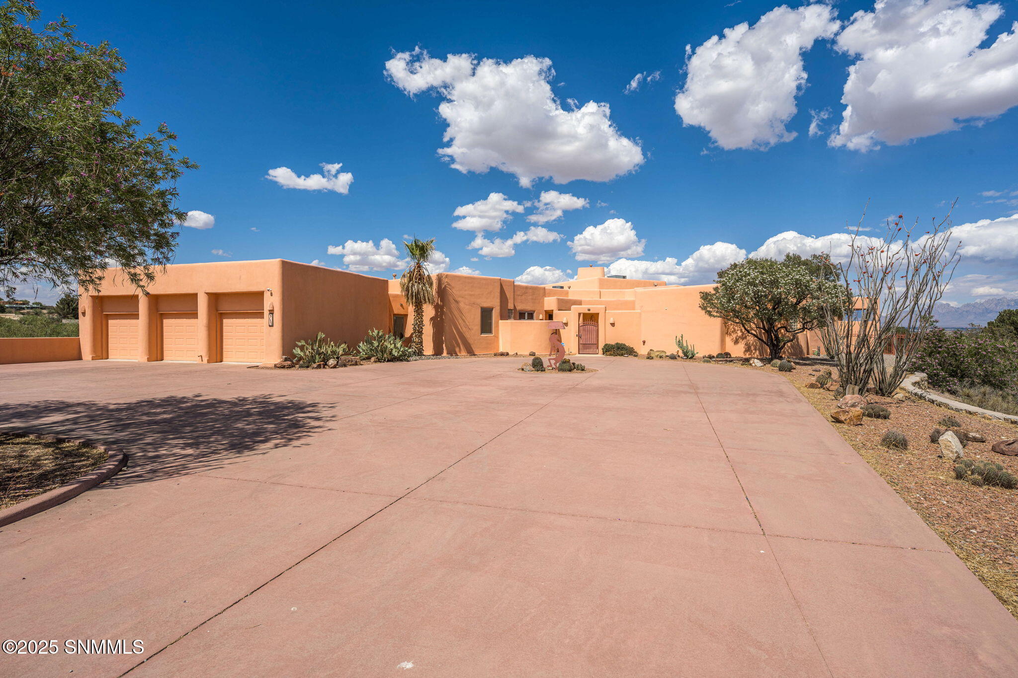 1540 Vista Del Valle Property Photo 70