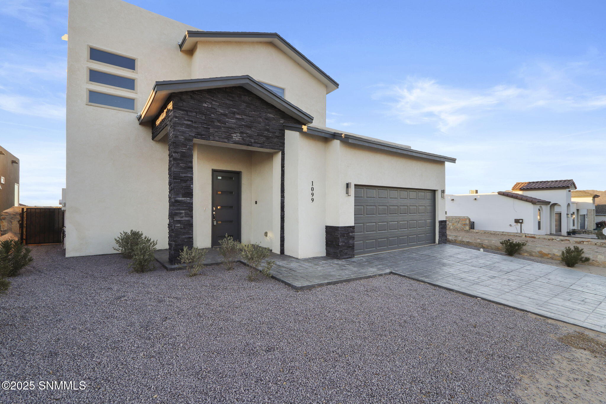 1099 Bronze Hill Avenue Property Photo 1
