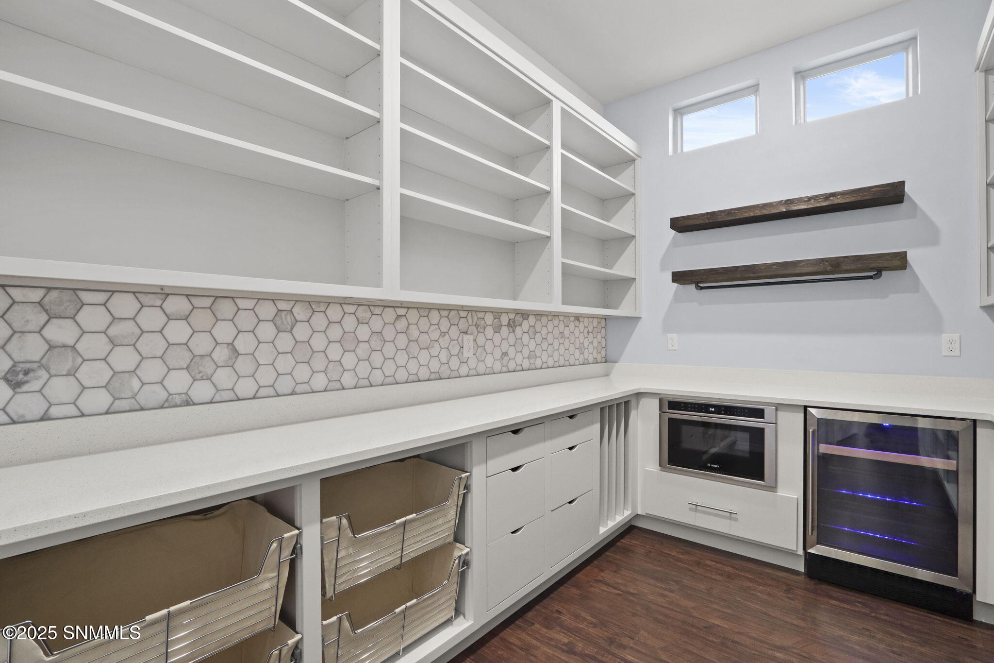1099 Bronze Hill Avenue Property Photo 7