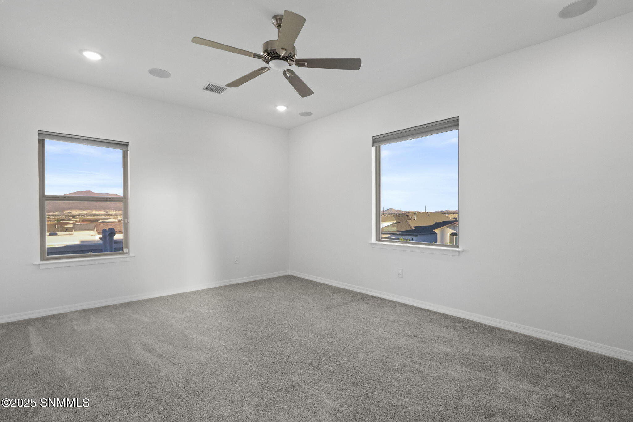 1099 Bronze Hill Avenue Property Photo 17