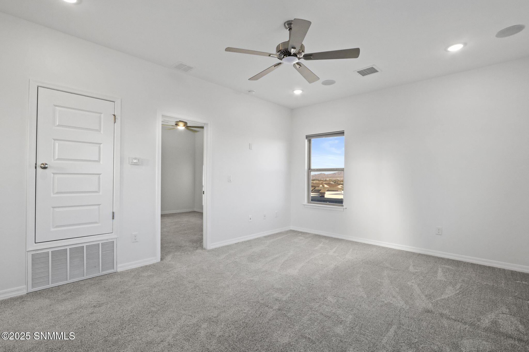 1099 Bronze Hill Avenue Property Photo 18
