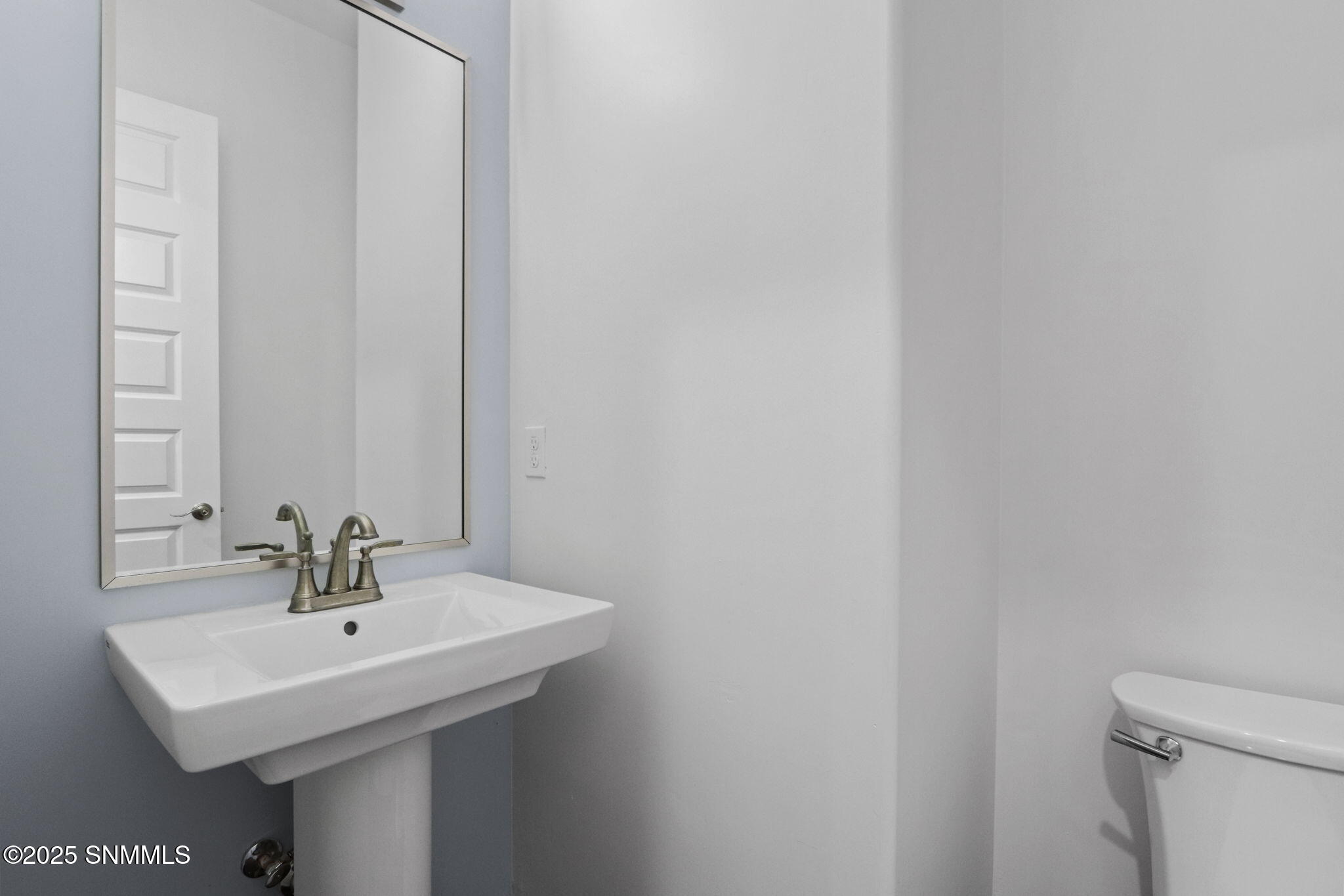 1099 Bronze Hill Avenue Property Photo 36