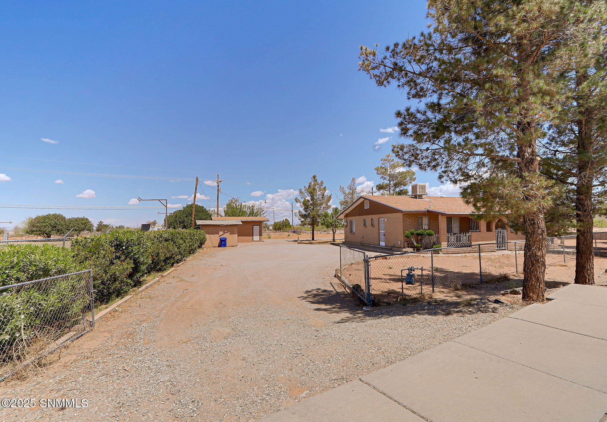 6145 W Bataan Memorial Property Photo 4