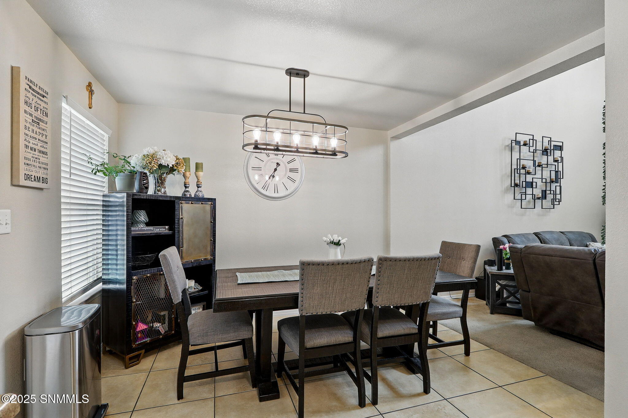 5801 Laurensito Street Property Photo 17