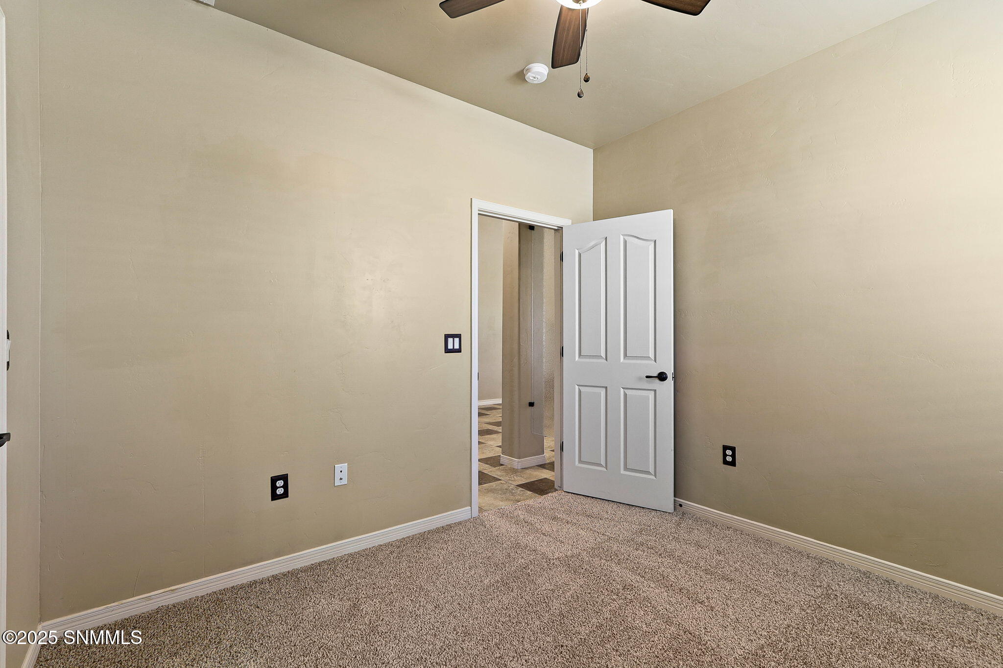 4117 Espana Way Property Photo 7
