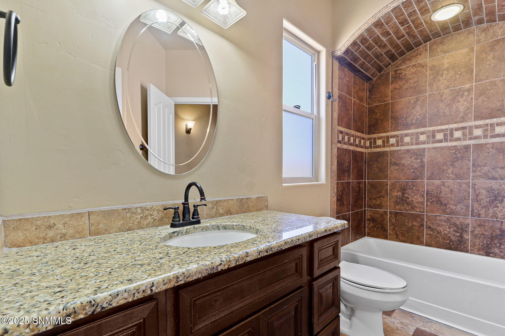 4117 Espana Way Property Photo 8