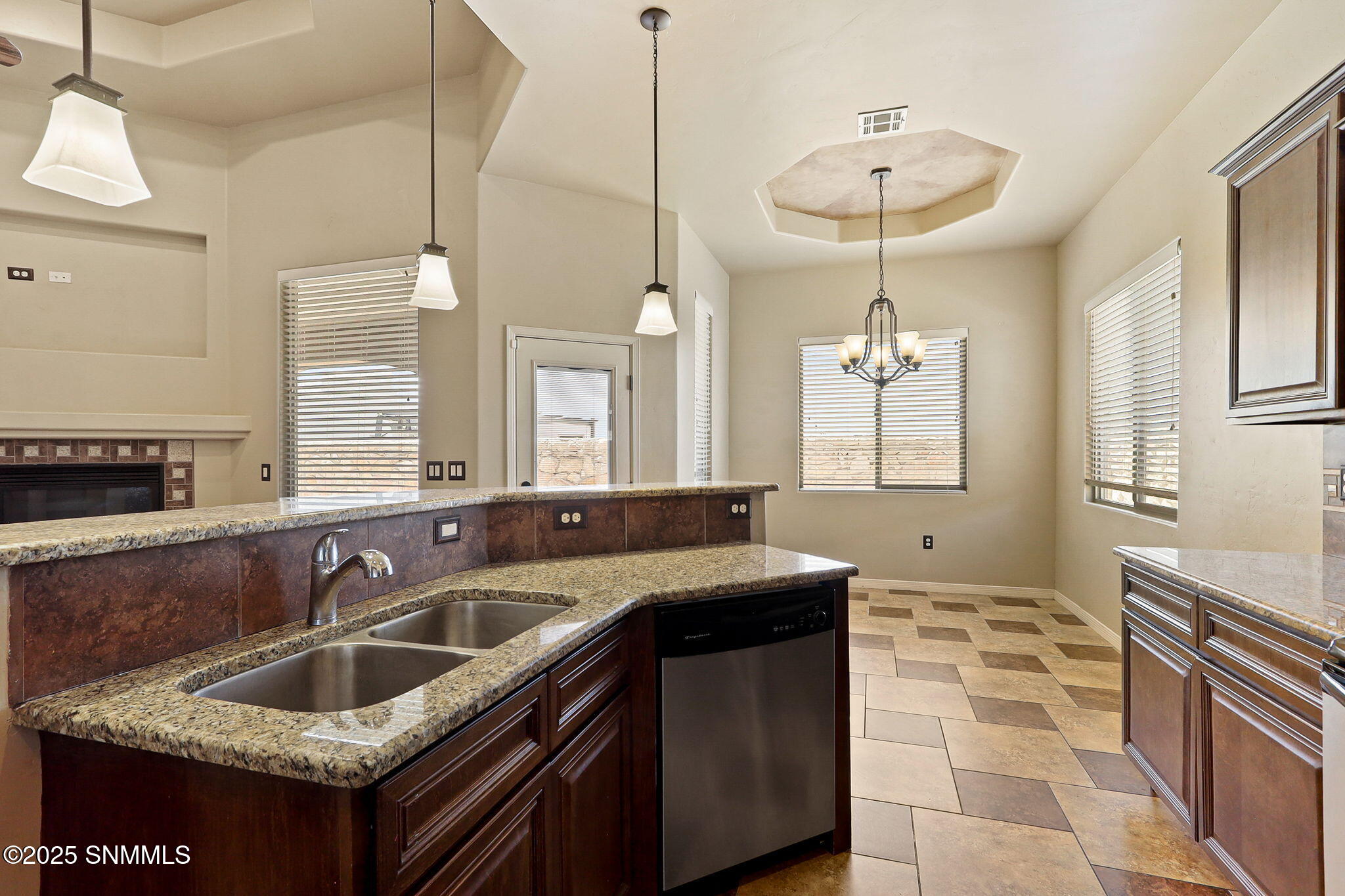 4117 Espana Way Property Photo 22