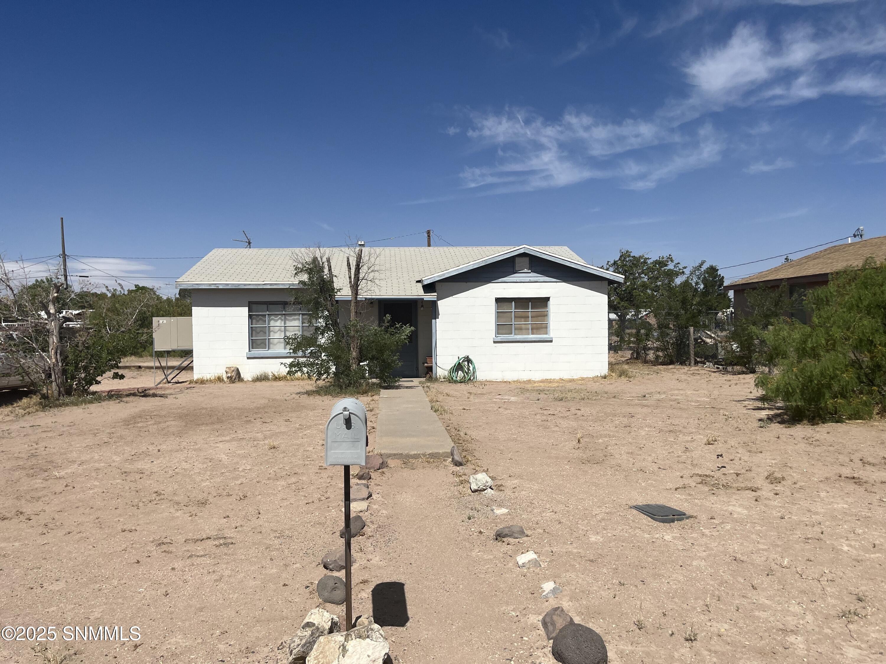 704 S 10th Street Property Photo 1